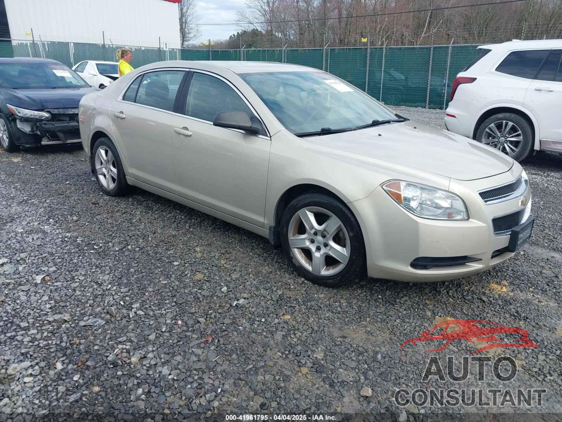 CHEVROLET MALIBU 2011 - 1G1ZB5E19BF115348