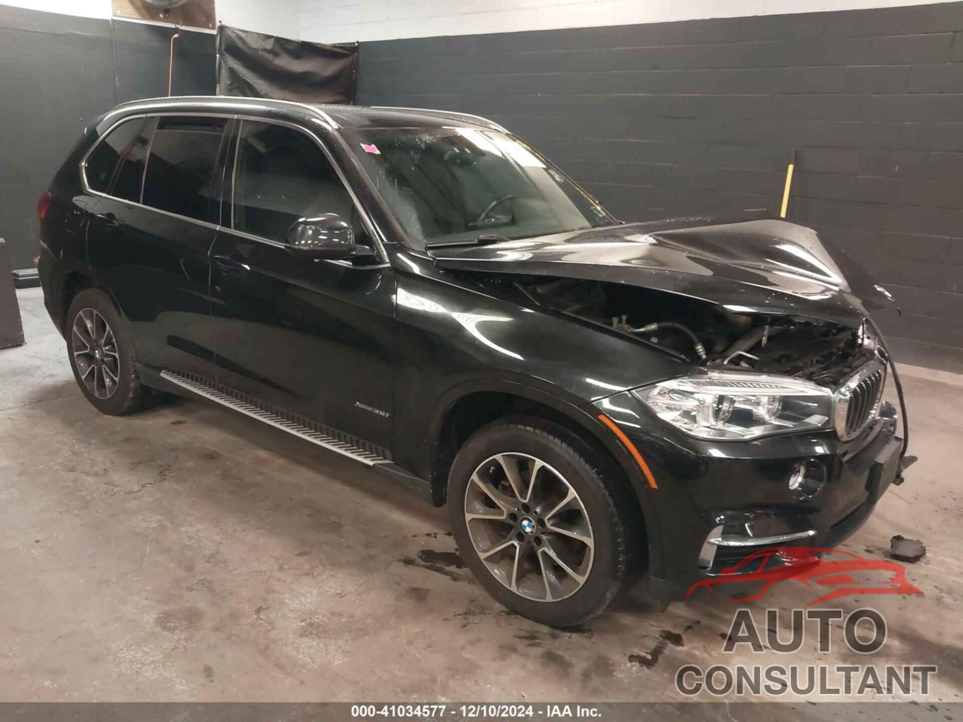 BMW X5 2018 - 5UXKR0C54JL074199