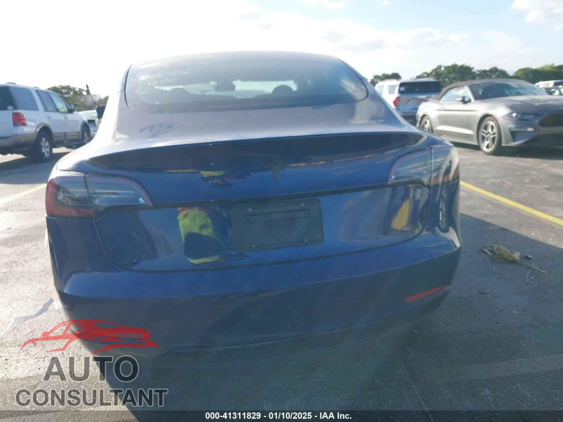 TESLA MODEL 3 2023 - 5YJ3E1EA3PF564436