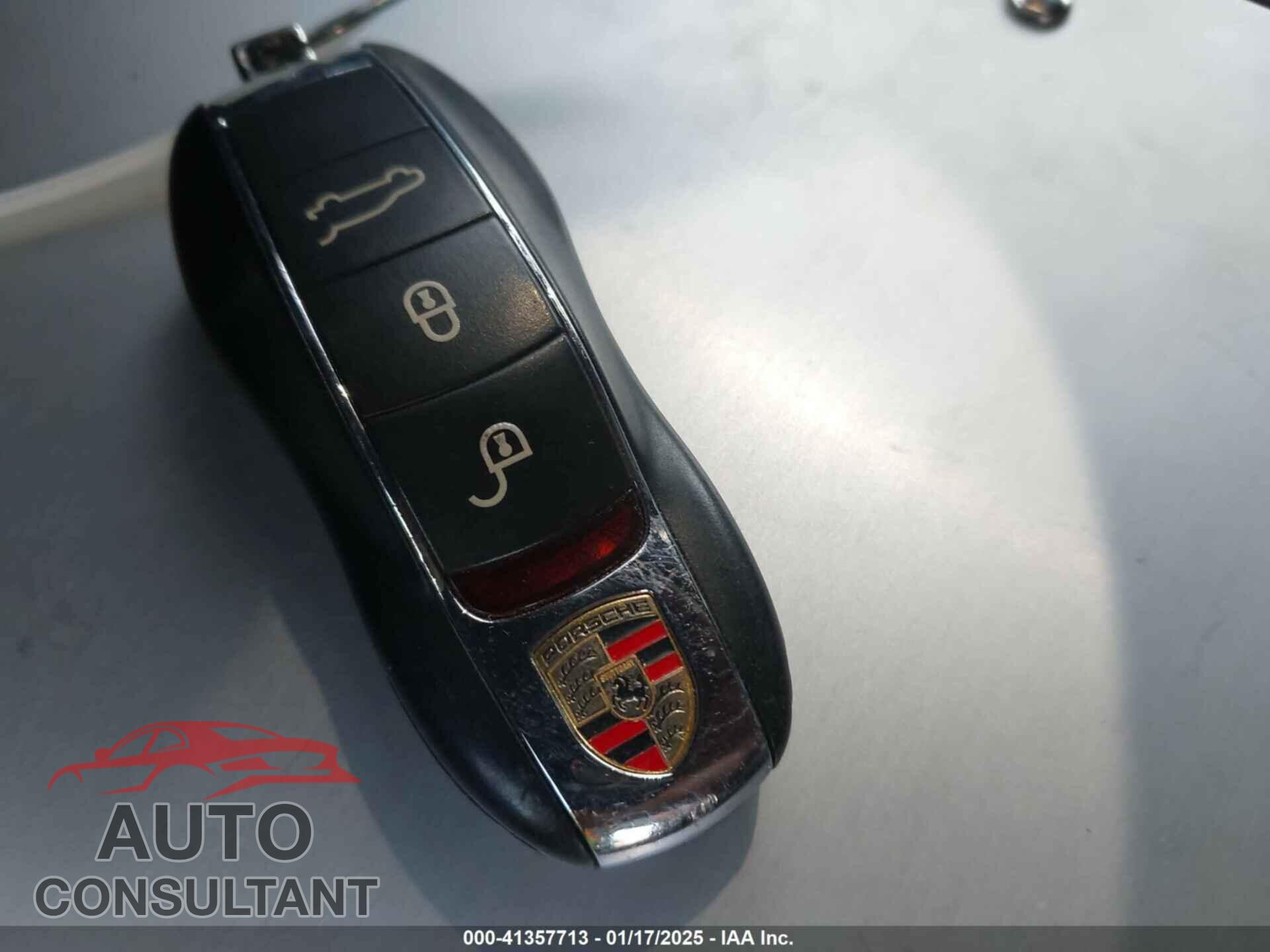 PORSCHE MACAN 2018 - WP1AA2A51JLB14059