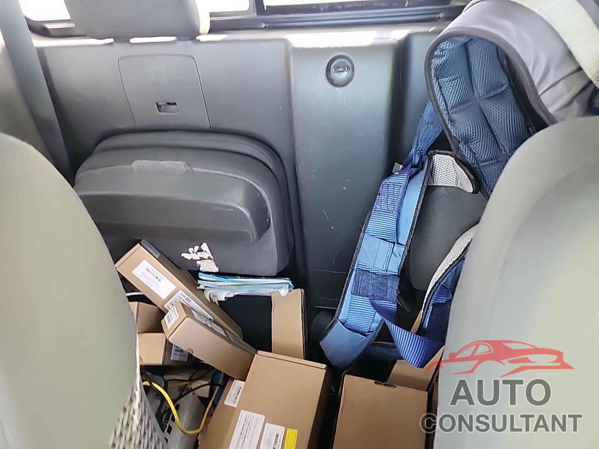 NISSAN FRONTIER 2019 - 1N6AD0CW3KN742890