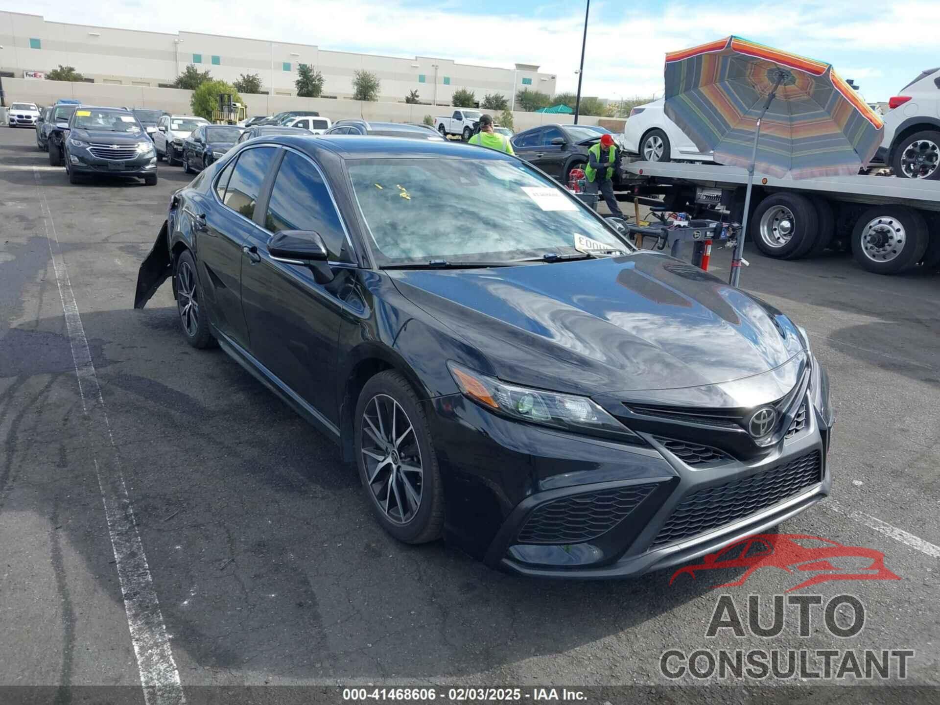 TOYOTA CAMRY 2022 - 4T1T11AK5NU625473
