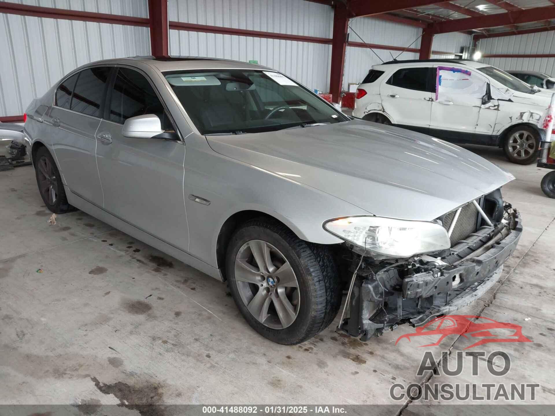BMW 528I 2013 - WBAXG5C50DDY34019