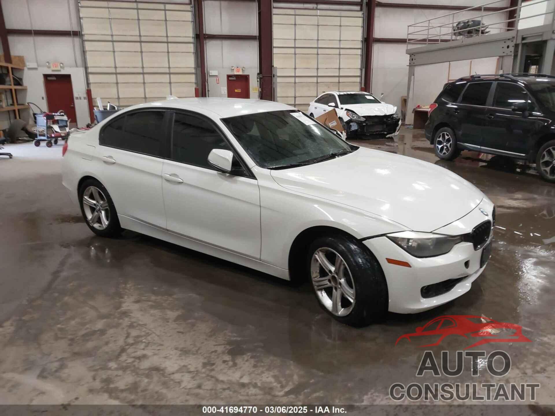 BMW 328I 2014 - WBA3C1C52EK112194