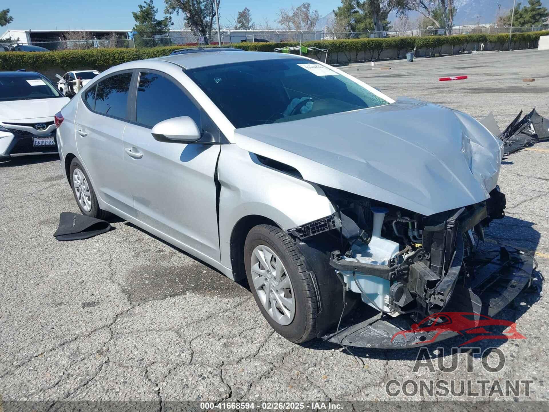 HYUNDAI ELANTRA 2019 - 5NPD74LF2KH452154