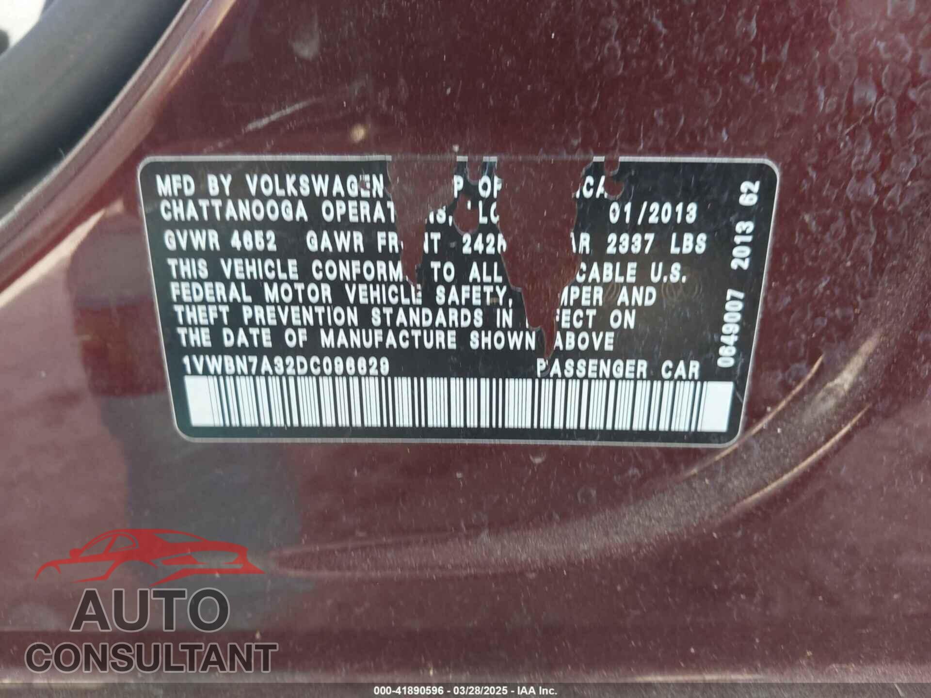 VOLKSWAGEN PASSAT 2013 - 1VWBN7A32DC096629