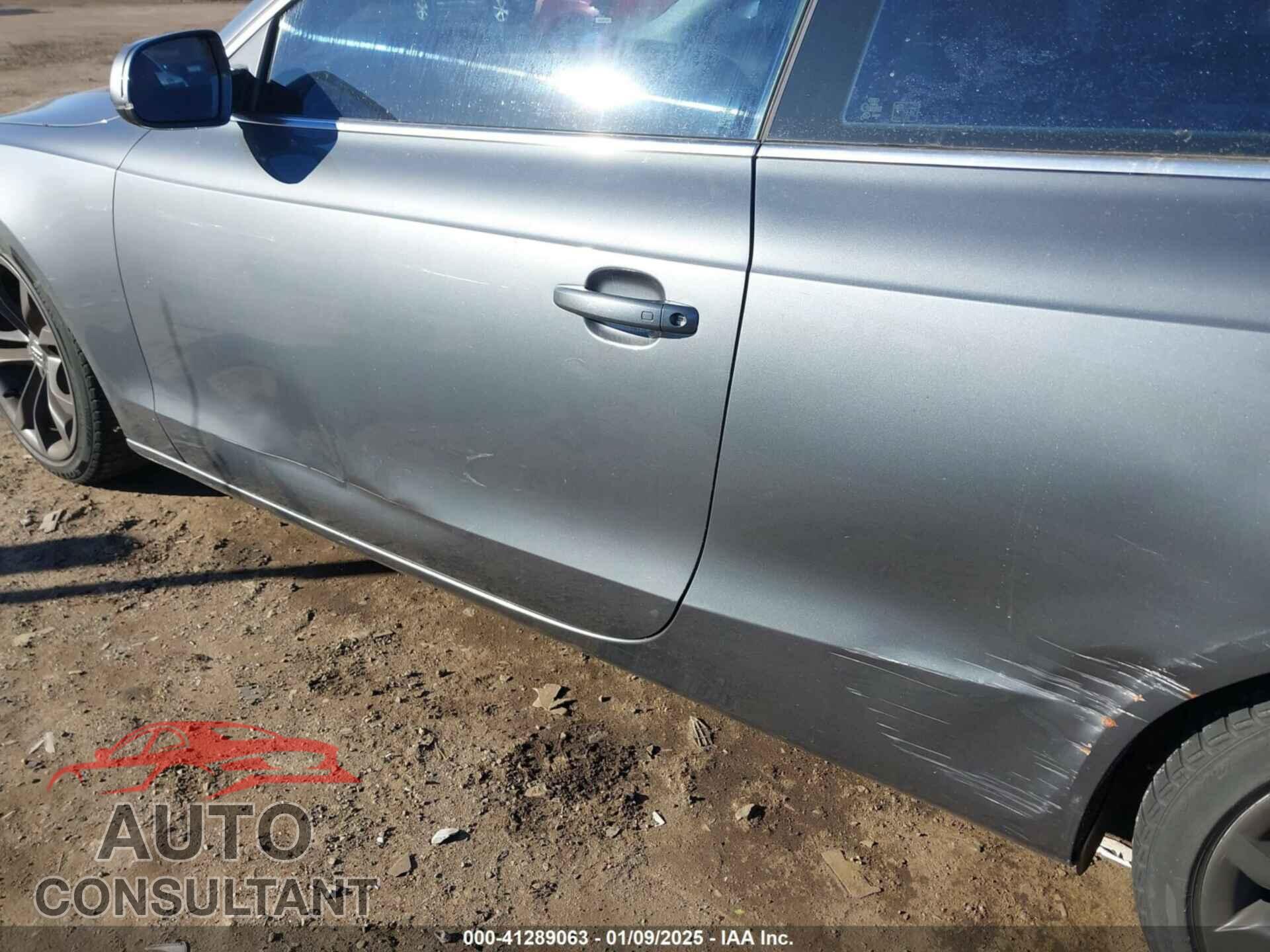 AUDI A5 2012 - WAUCFAFR9CA030147