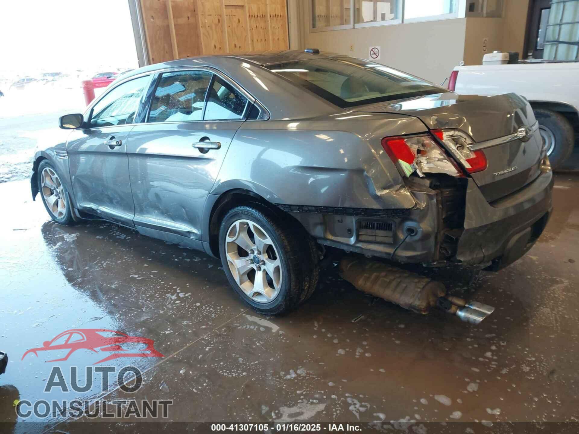 FORD TAURUS 2011 - 1FAHP2EW7BG126900