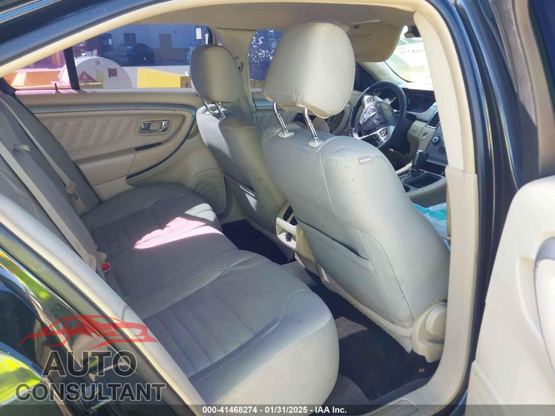 FORD TAURUS 2015 - 1FAHP2D88FG192543