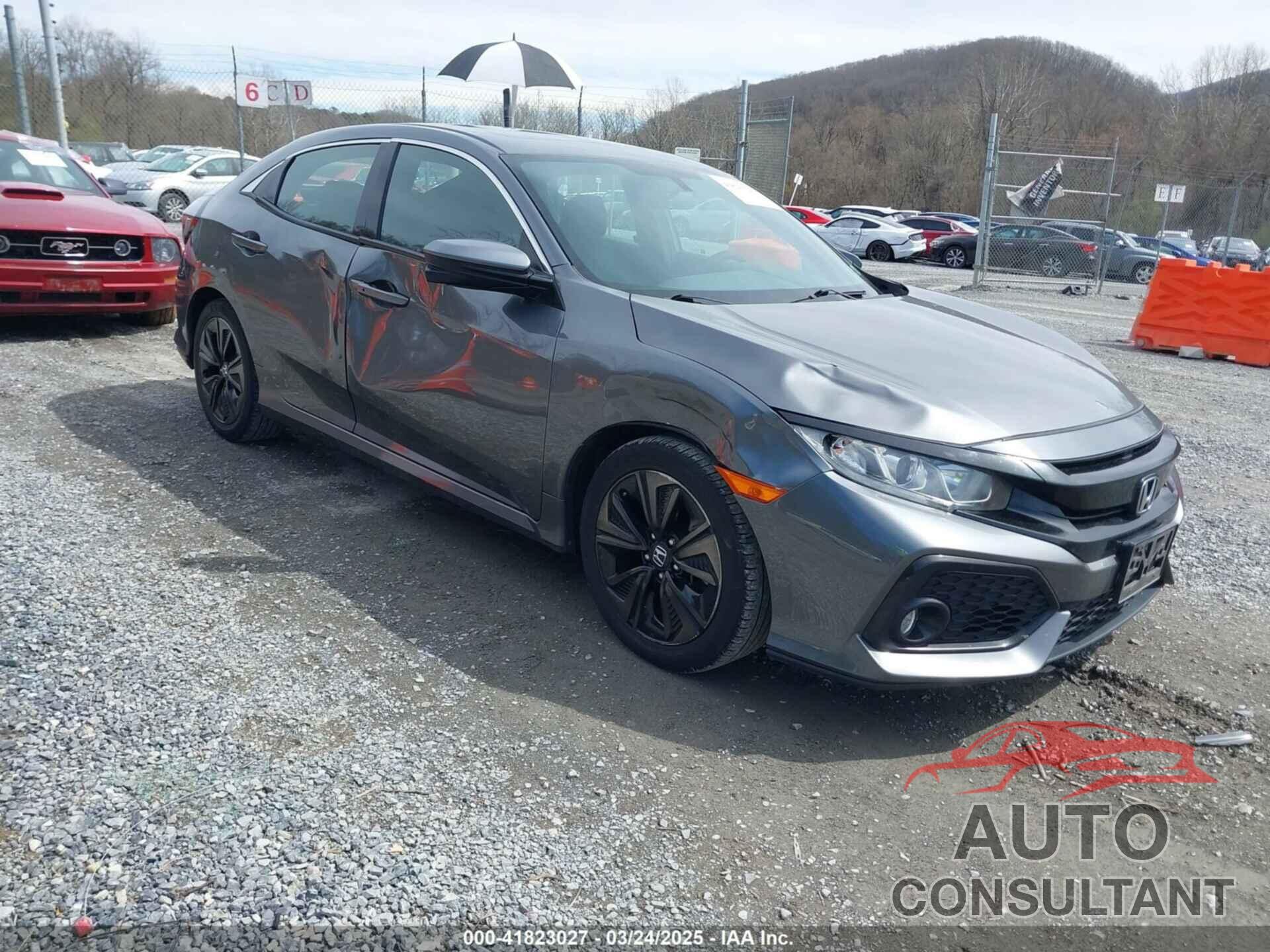 HONDA CIVIC 2018 - SHHFK7H50JU209804
