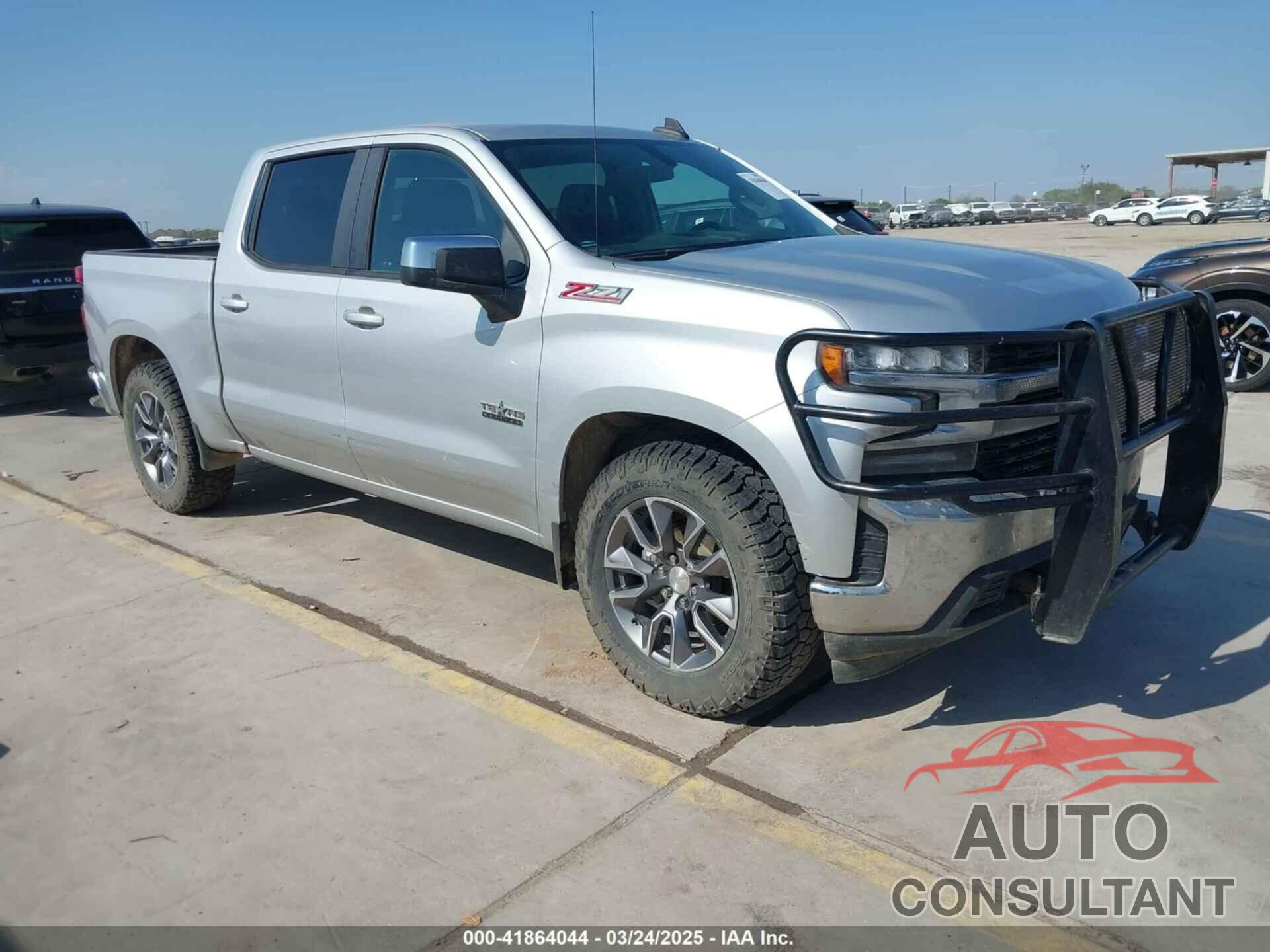 CHEVROLET SILVERADO 1500 2020 - 1GCUYDED4LZ240844