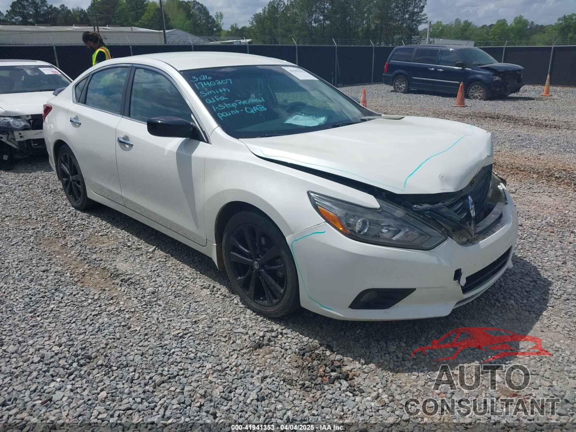 NISSAN ALTIMA 2018 - 1N4AL3AP2JC228189