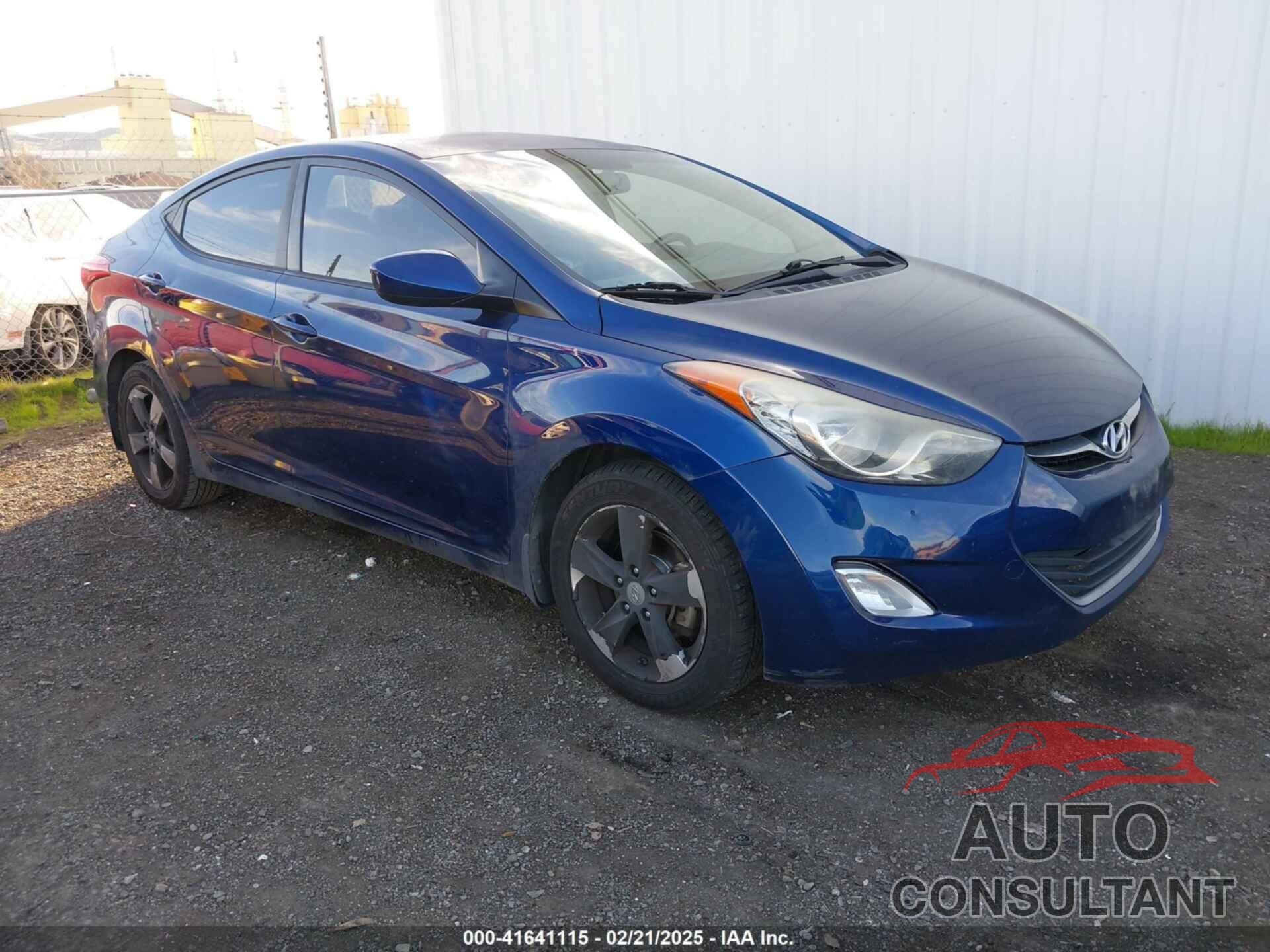 HYUNDAI ELANTRA 2013 - KMHDH4AE6DU877355