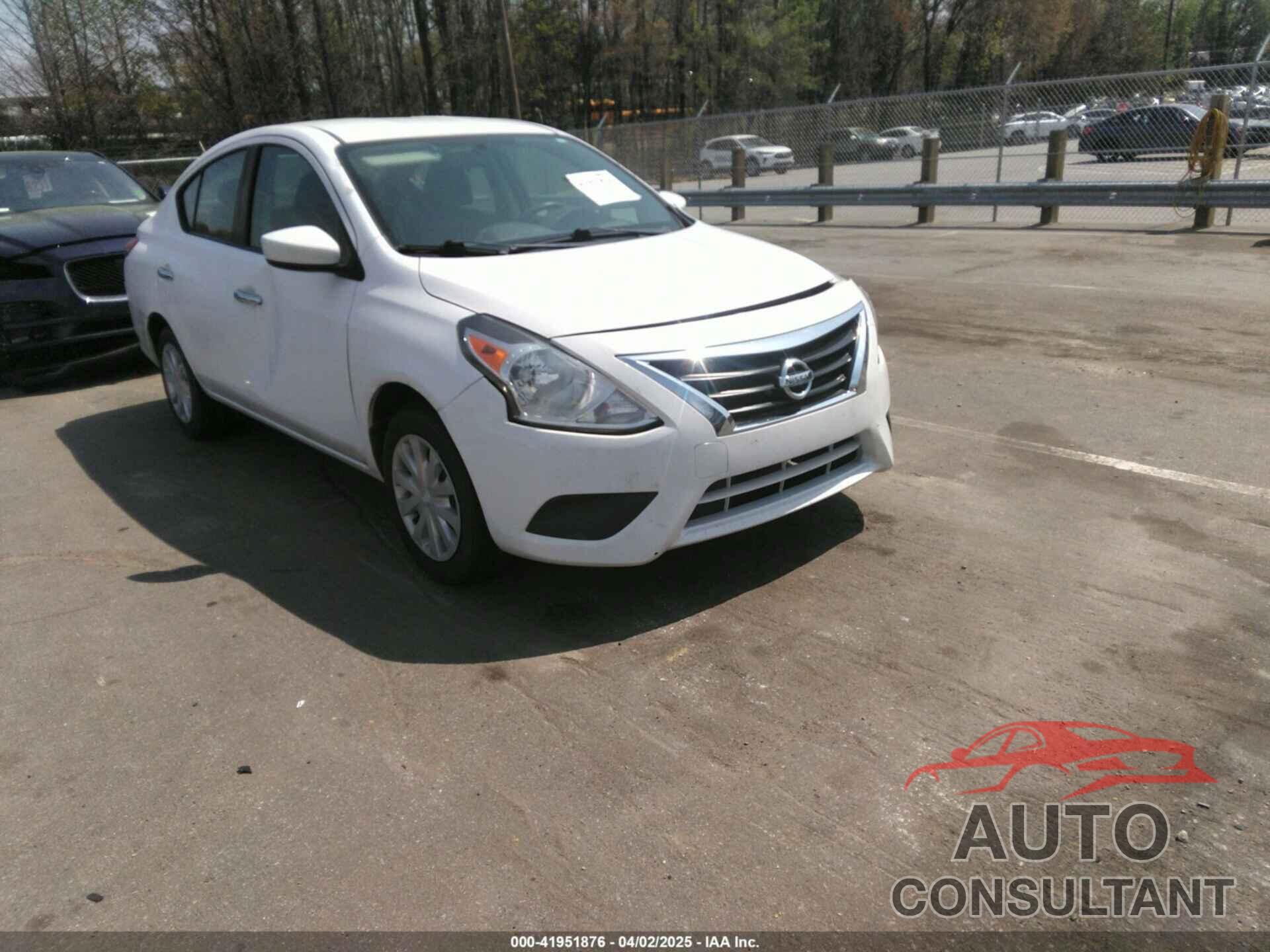 NISSAN VERSA 2017 - 3N1CN7AP4HL885260