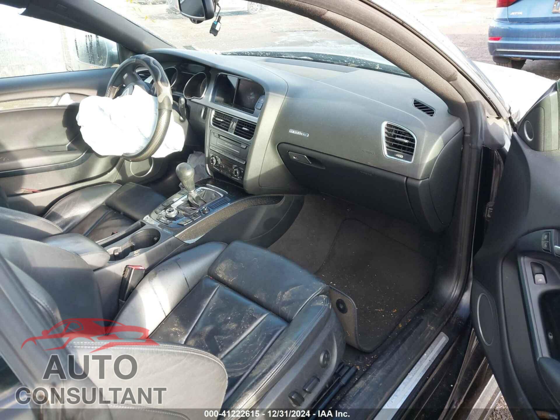 AUDI S5 2011 - WAUCVAFRXBA044785