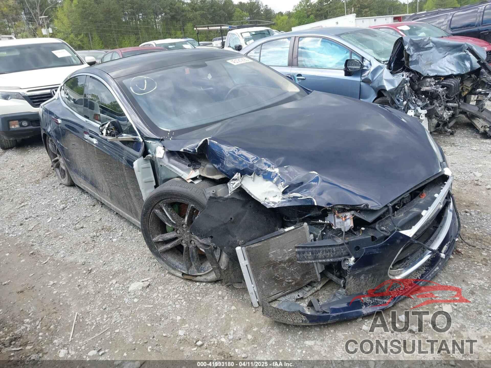 TESLA MODEL S 2014 - 5YJSA1H15EFP43884