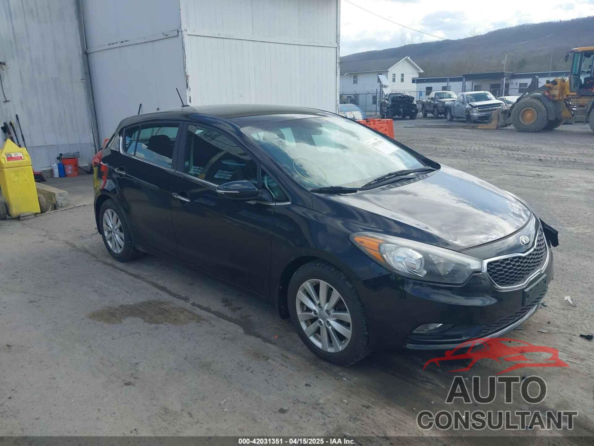 KIA FORTE 2015 - KNAFX5A87F5310145