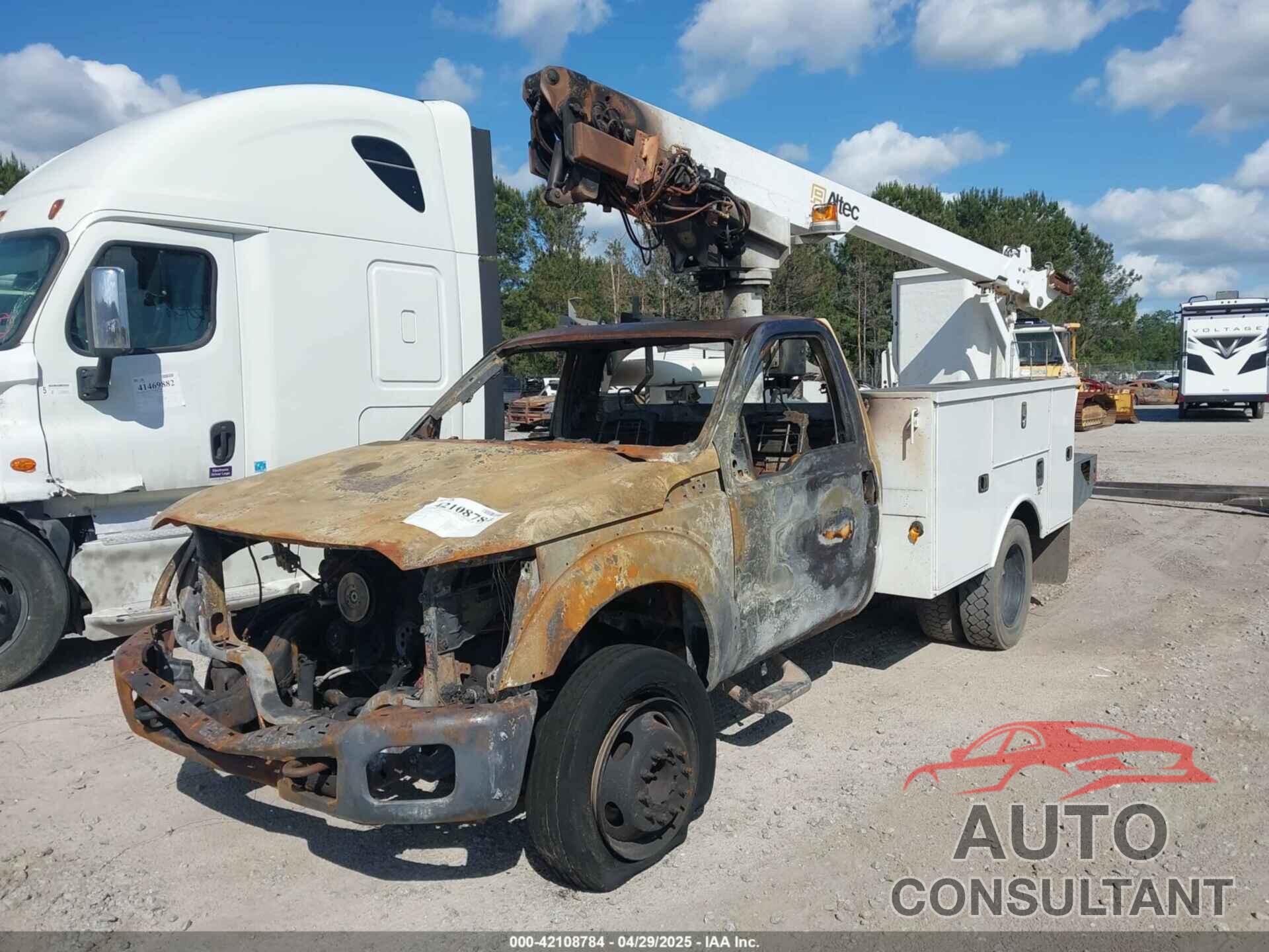 FORD F-450 CHASSIS 2011 - 1FDUF4GY3BEB00453