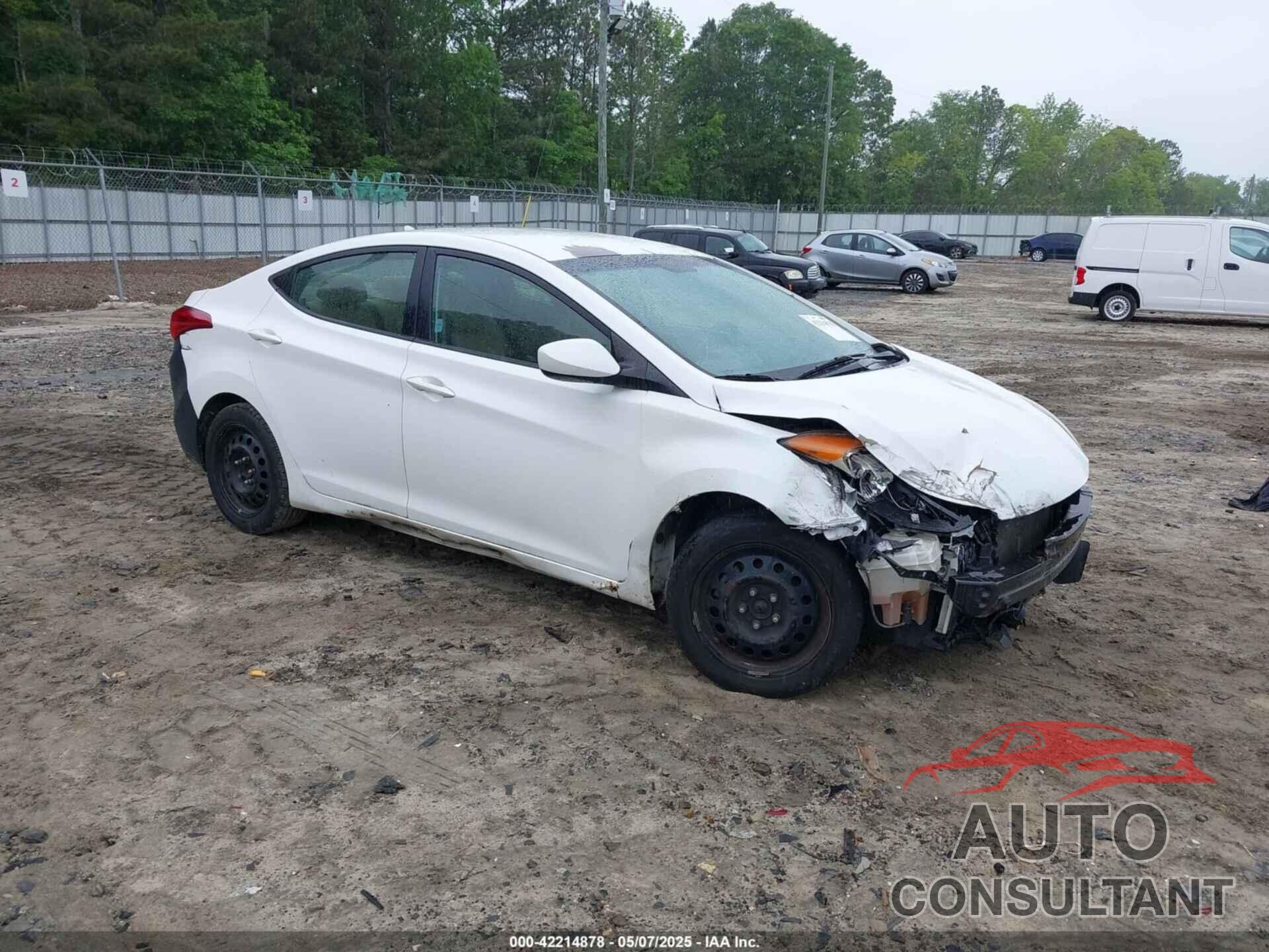 HYUNDAI ELANTRA 2012 - 5NPDH4AE5CH133419