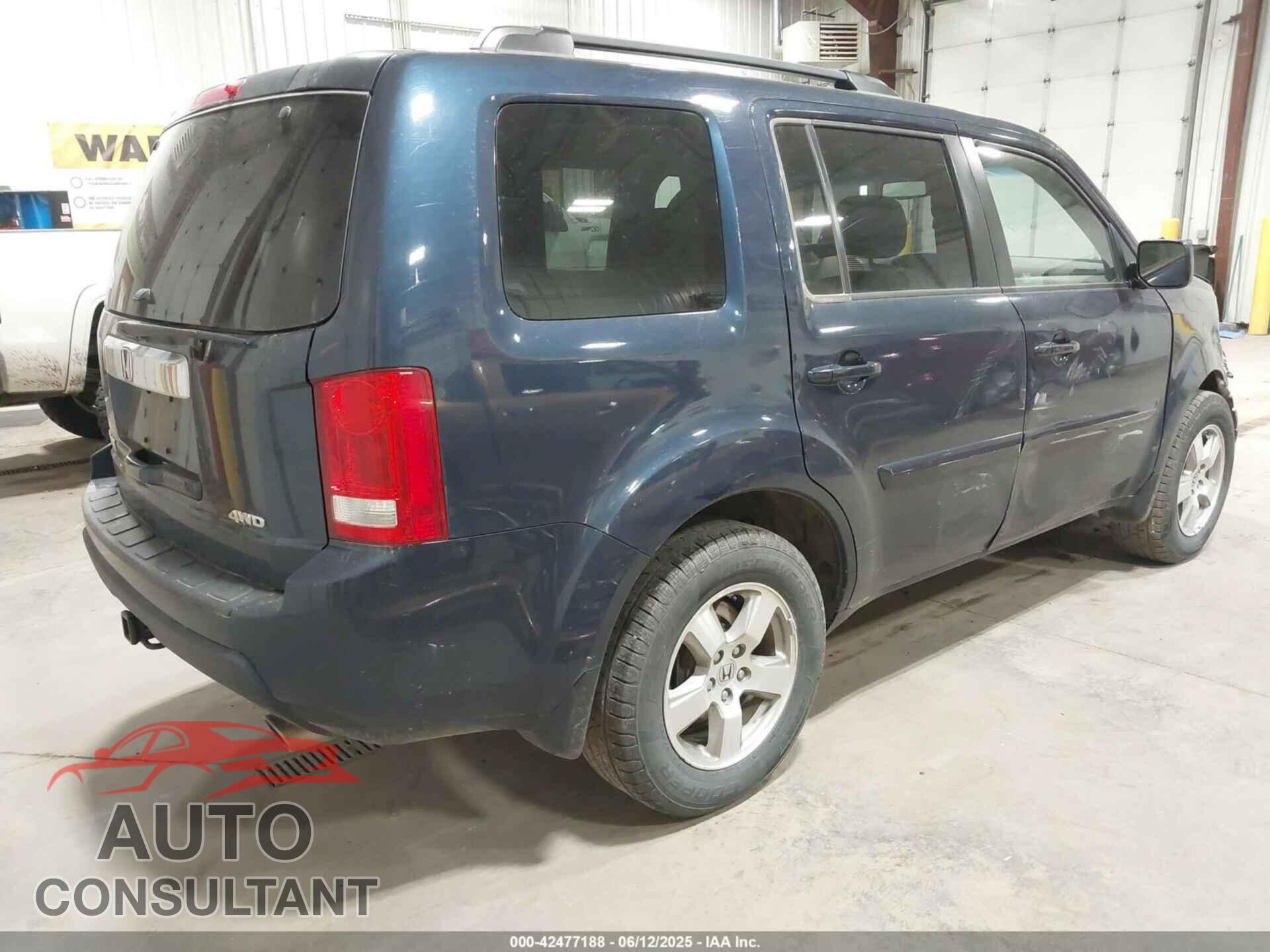 HONDA PILOT 2011 - 5FNYF4H59BB035018