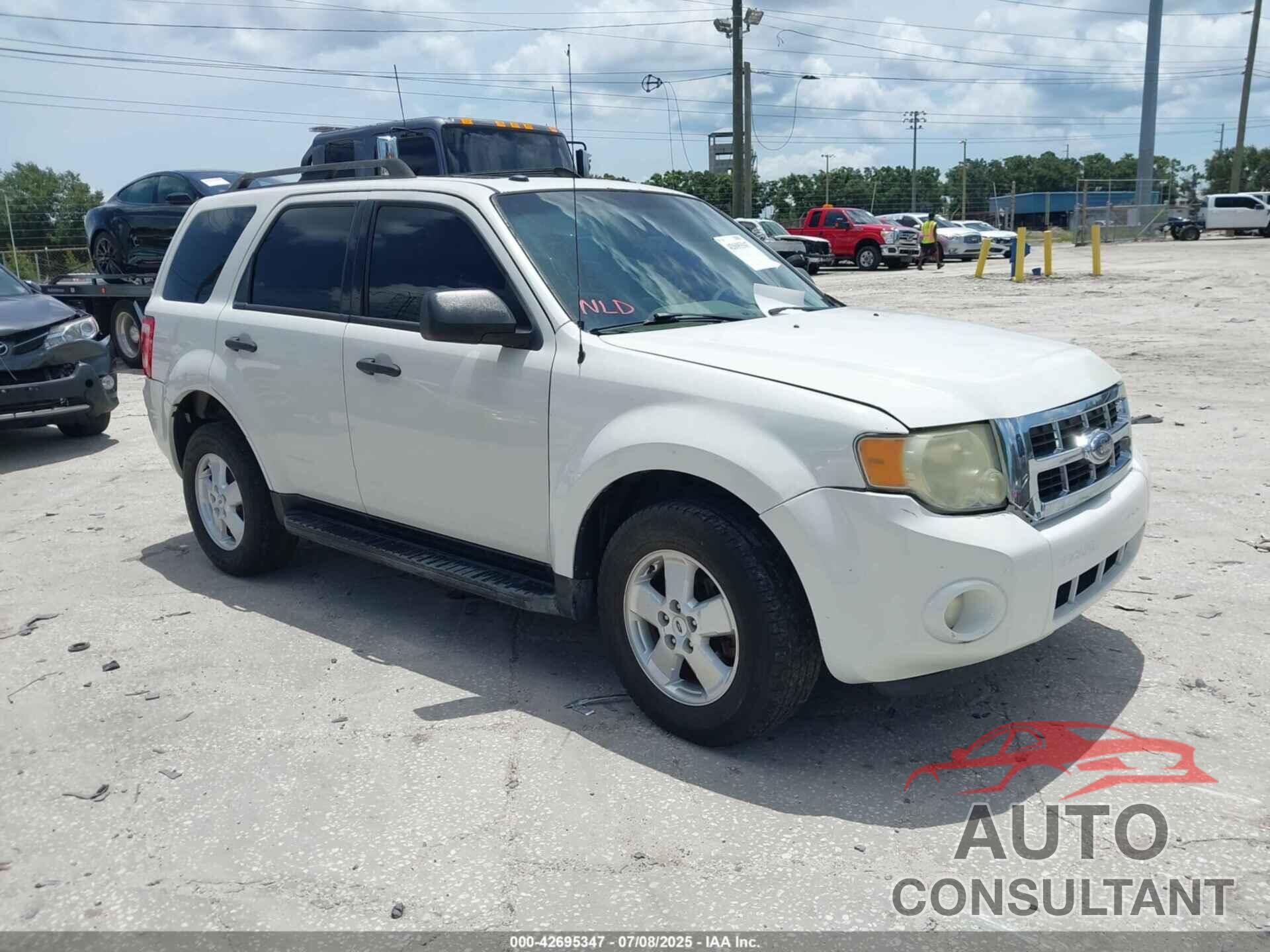 FORD ESCAPE 2011 - 1FMCU9DG9BKA67440