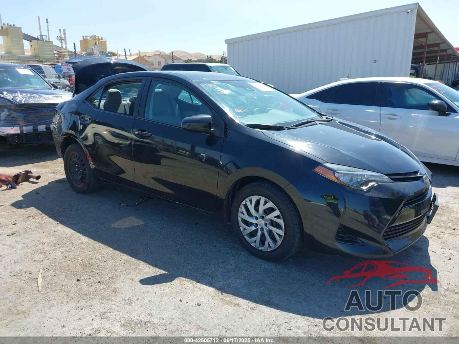 TOYOTA COROLLA 2017 - 5YFBURHEXHP569926