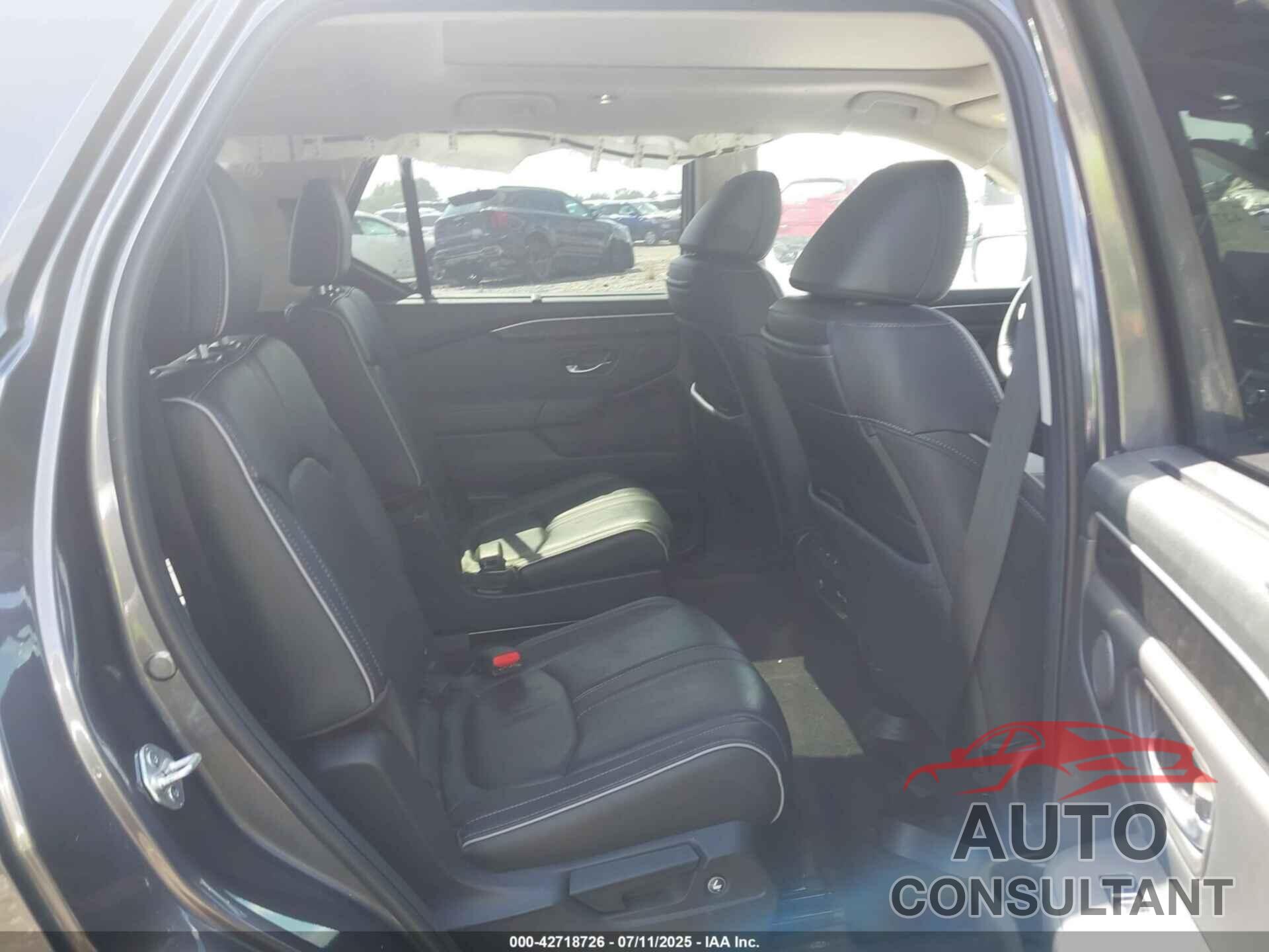 HONDA PILOT 2023 - 5FNYG1H8XPB040628