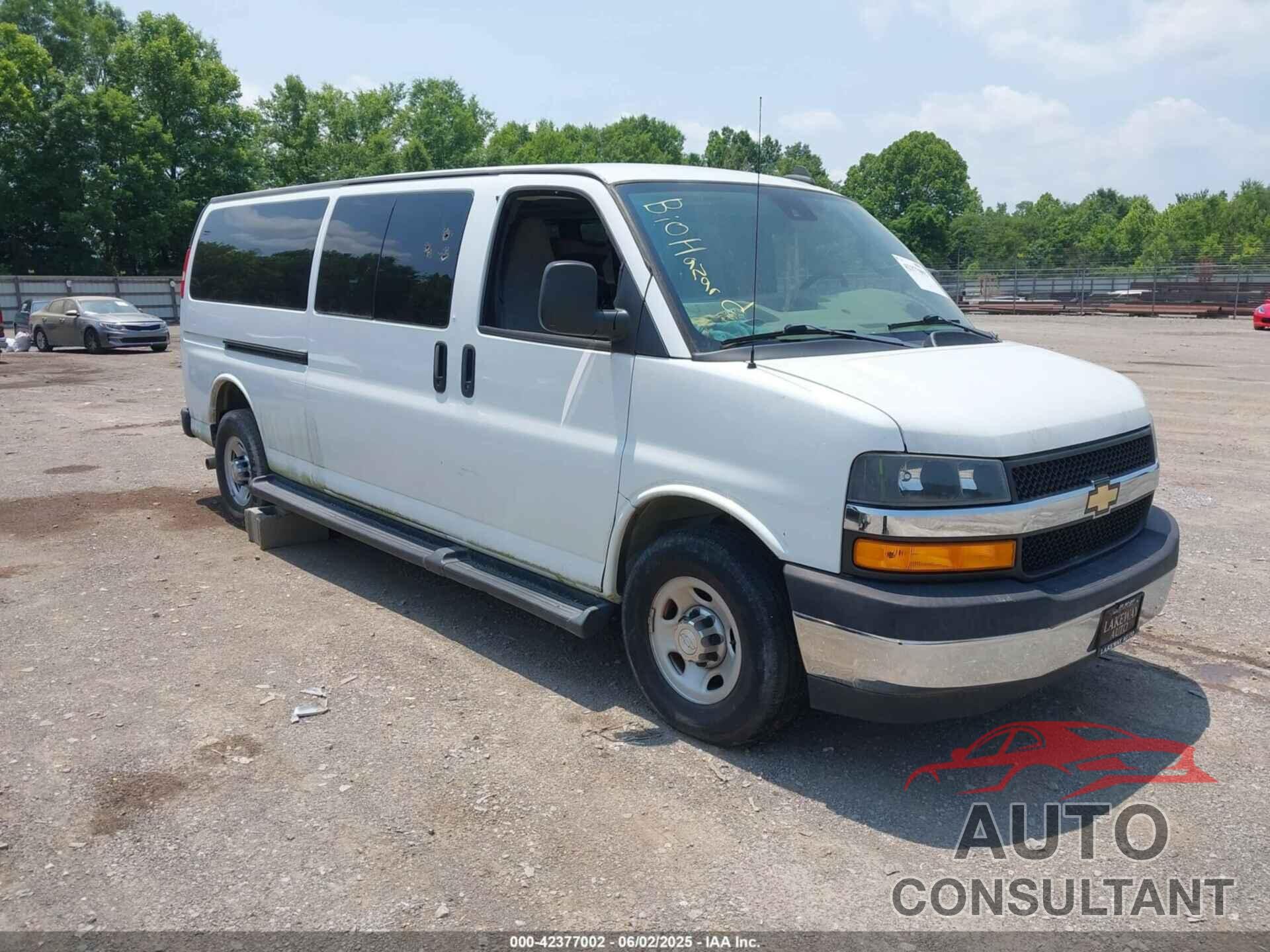 CHEVROLET EXPRESS 3500 2019 - 1GAZGPFG8K1285276