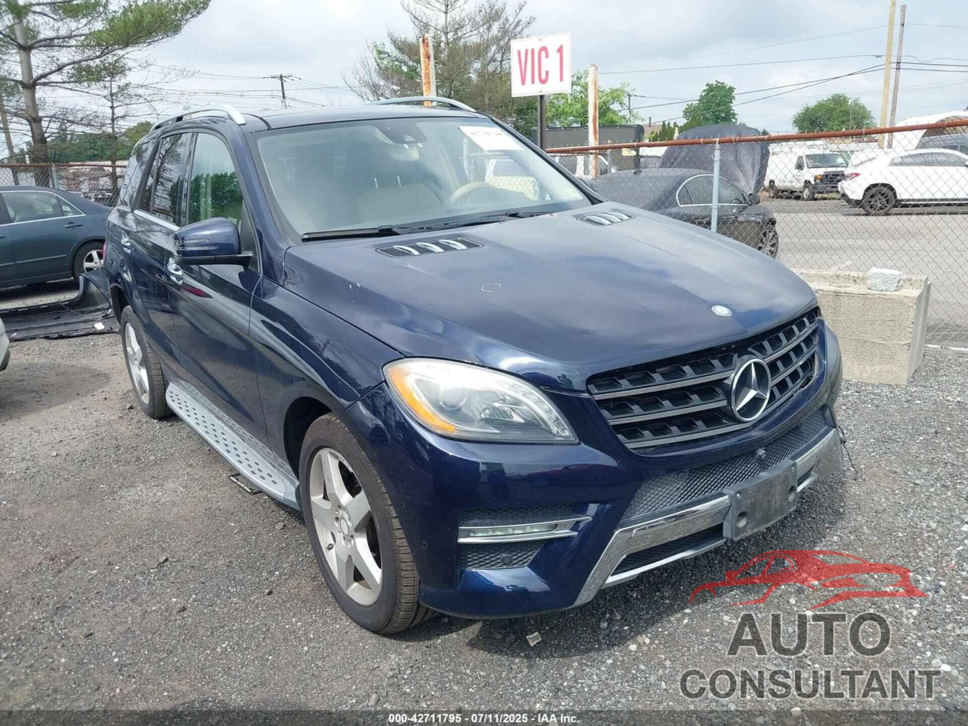 MERCEDES-BENZ ML 400 2015 - 4JGDA5GB3FA460383