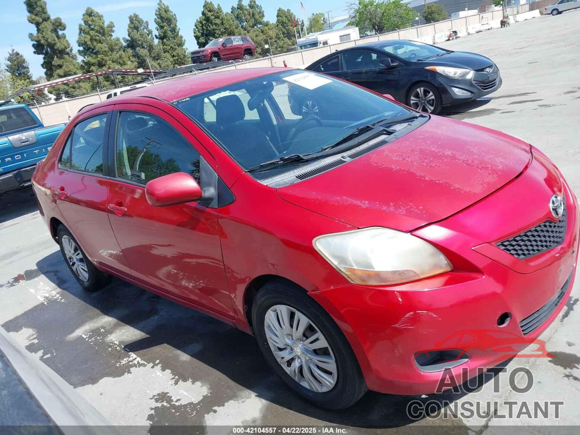 TOYOTA YARIS 2009 - JTDBT903591342243