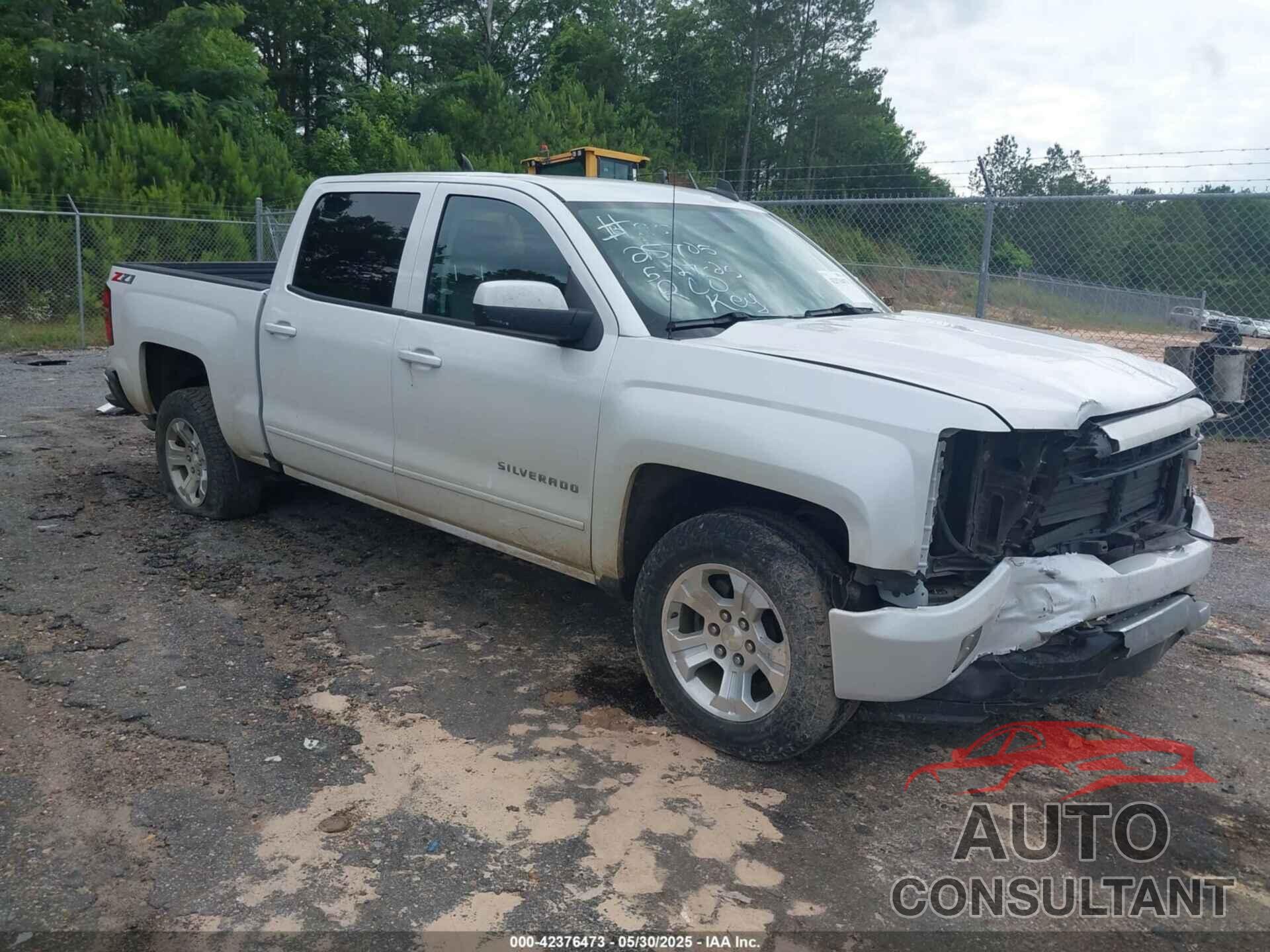 CHEVROLET SILVERADO 1500 2018 - 3GCUKREC7JG193425