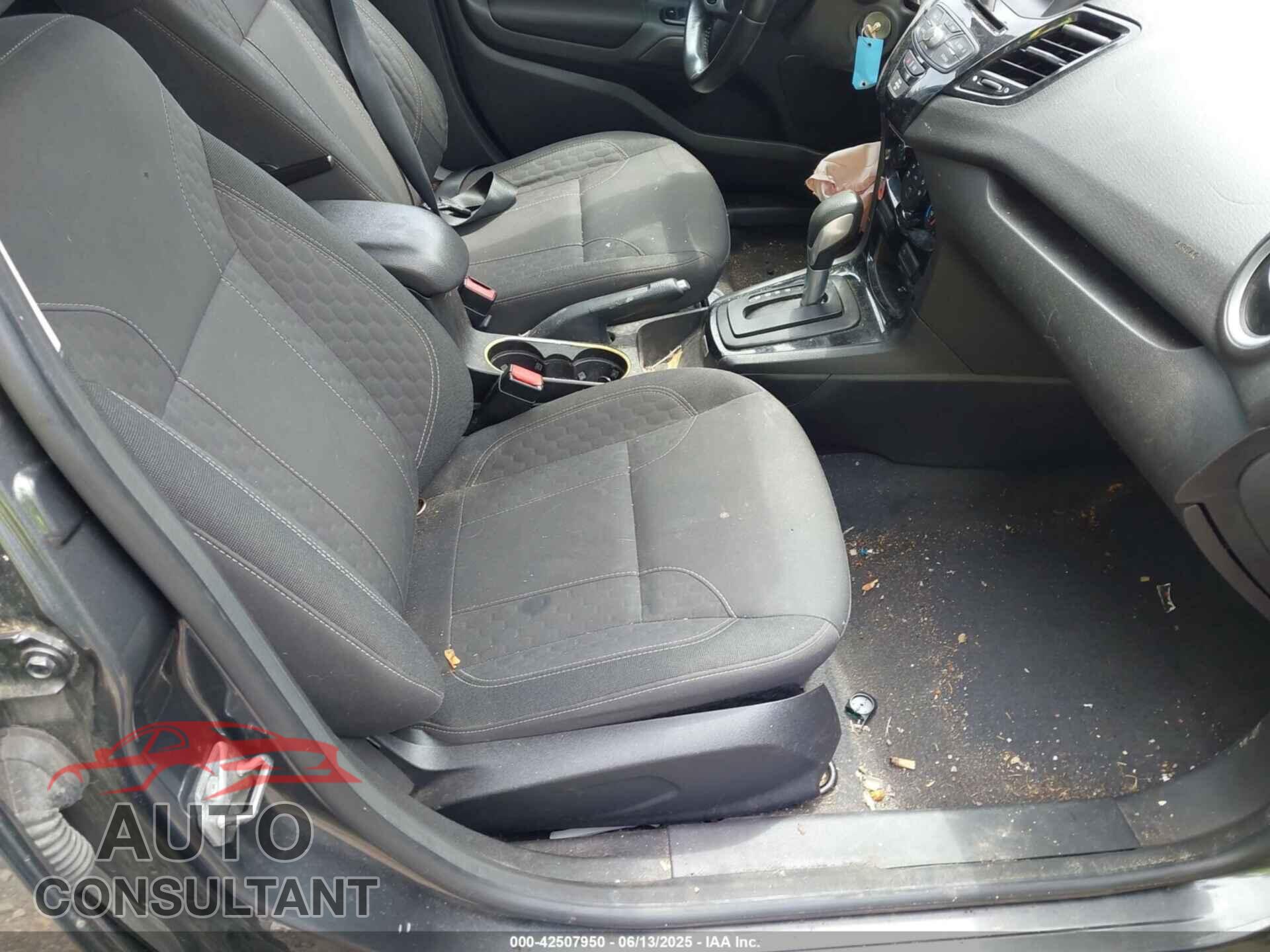 FORD FIESTA 2015 - 3FADP4BJ7FM196637