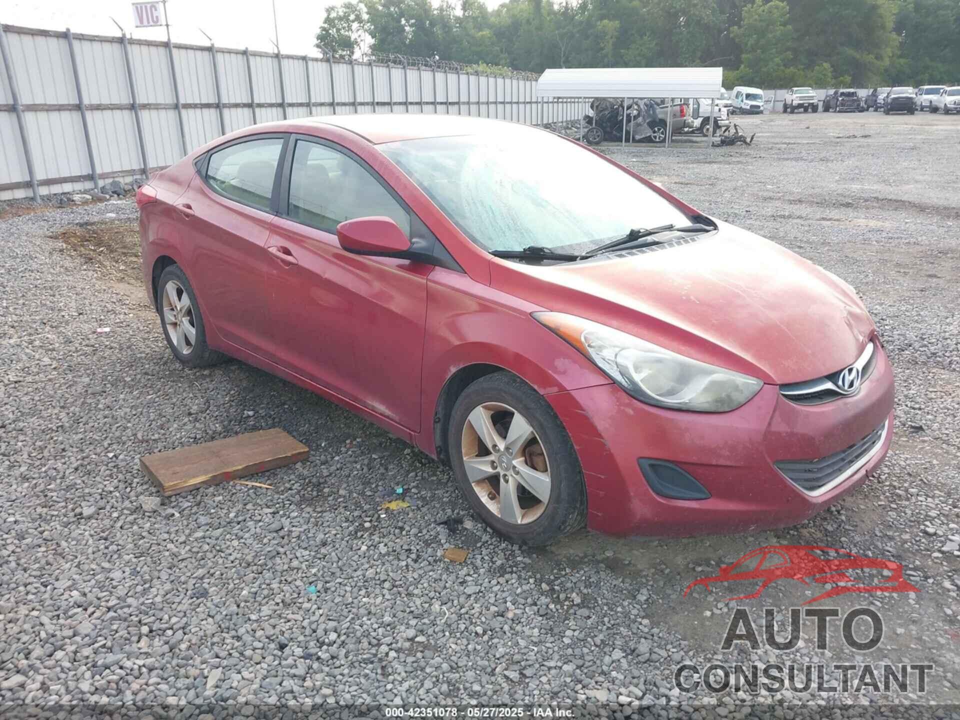 HYUNDAI ELANTRA 2013 - 5NPDH4AE1DH376078