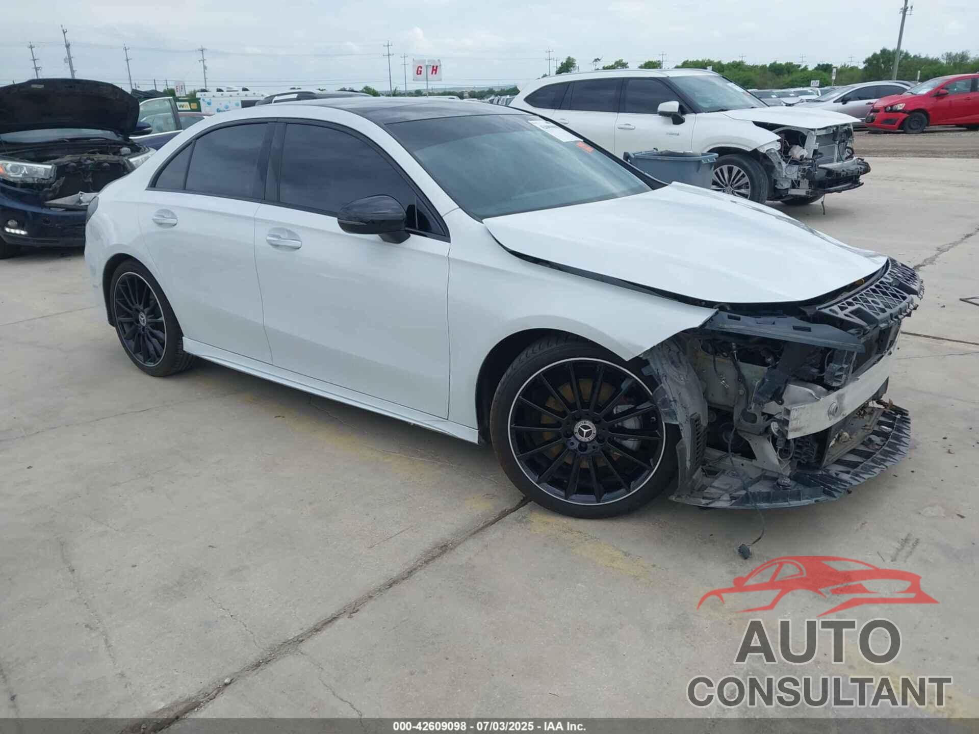 MERCEDES-BENZ A 220 2022 - W1K3G4EB7NJ371545