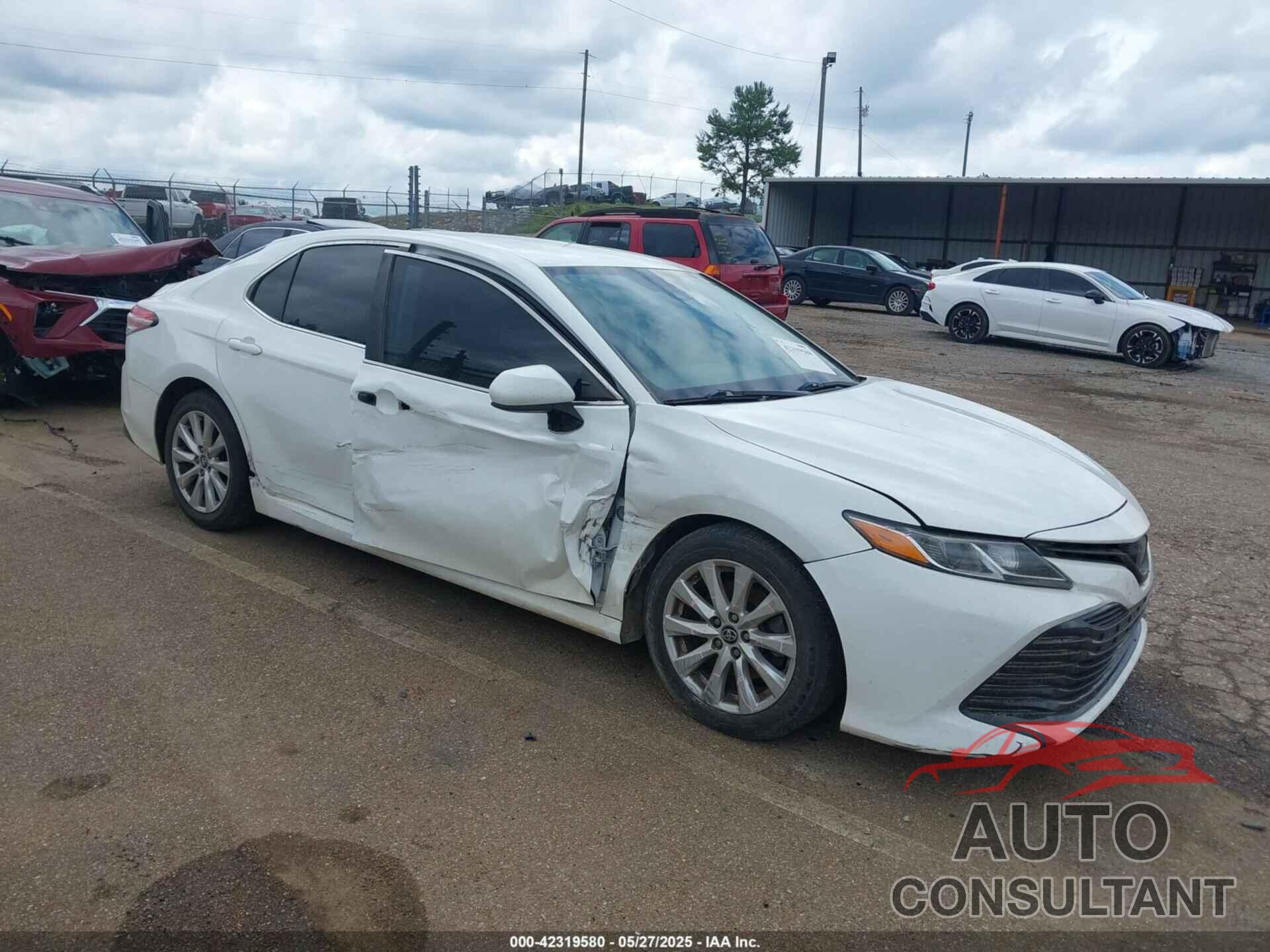 TOYOTA CAMRY 2019 - 4T1B11HK4KU757606