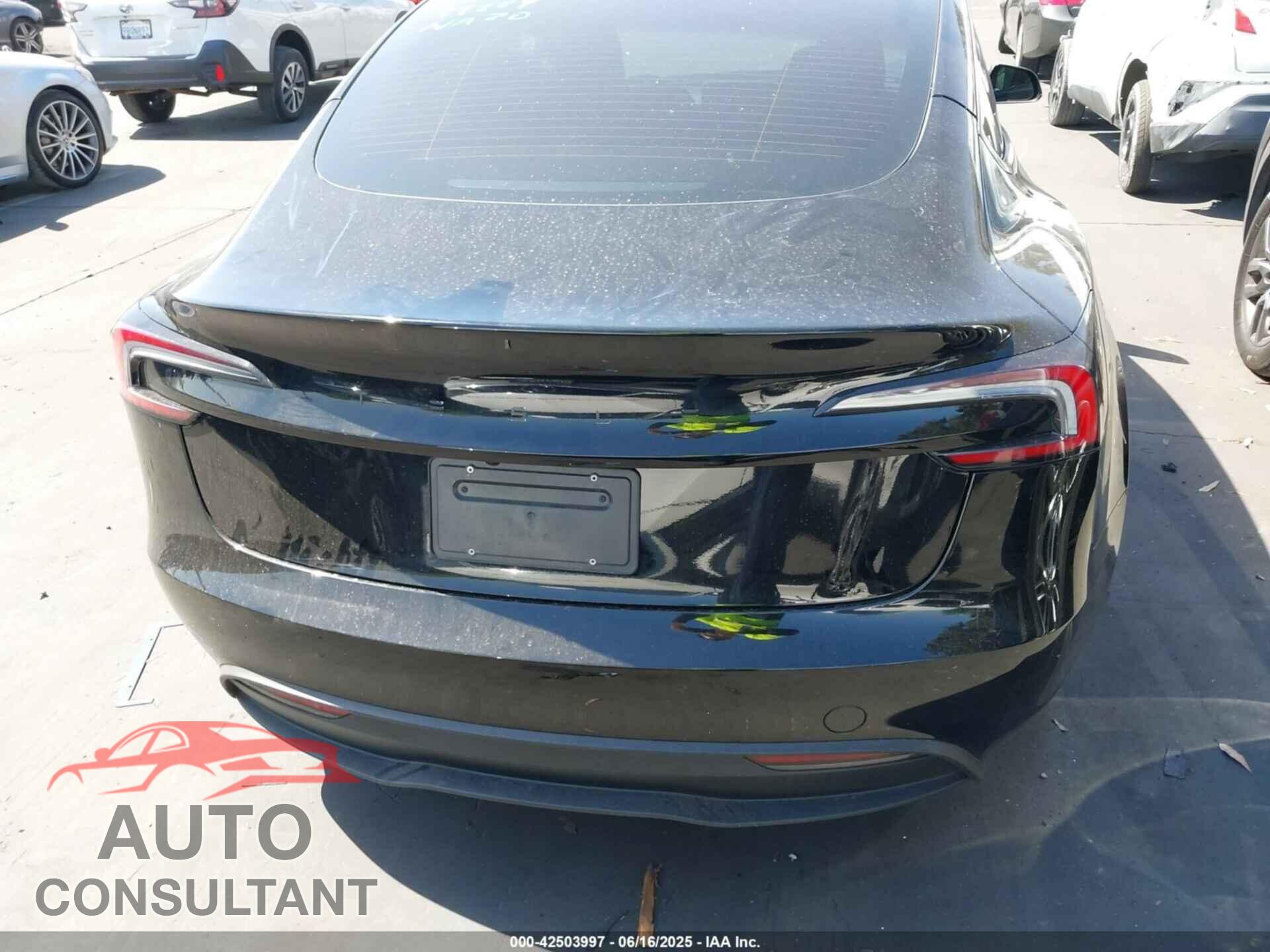TESLA MODEL 3 2024 - 5YJ3E1EA1RF821113