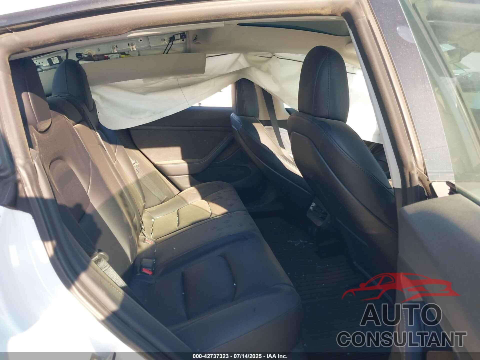 TESLA MODEL 3 2023 - 5YJ3E1EB2PF392697