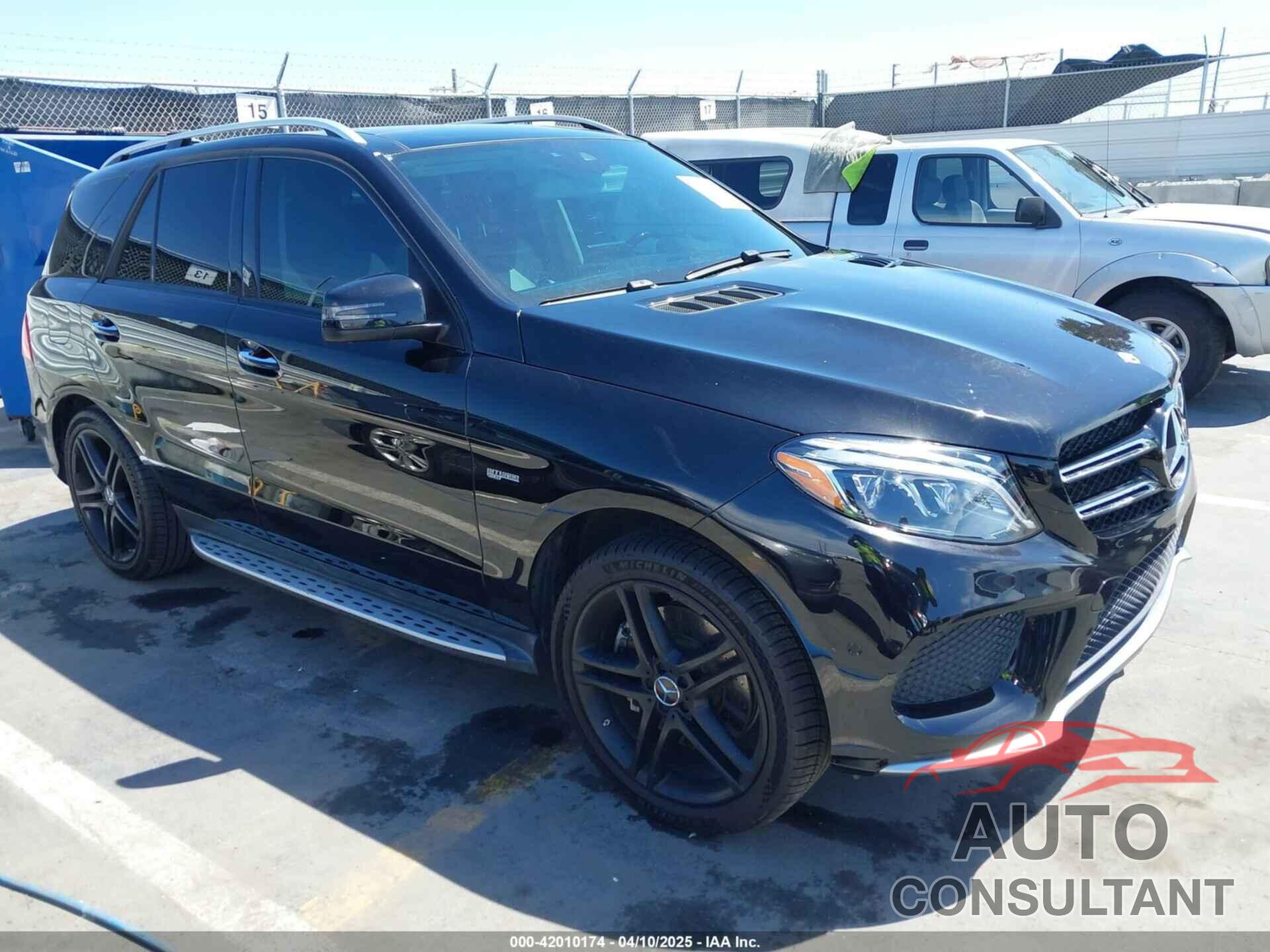 MERCEDES-BENZ AMG GLE 43 2018 - 4JGDA6EB6JB016748