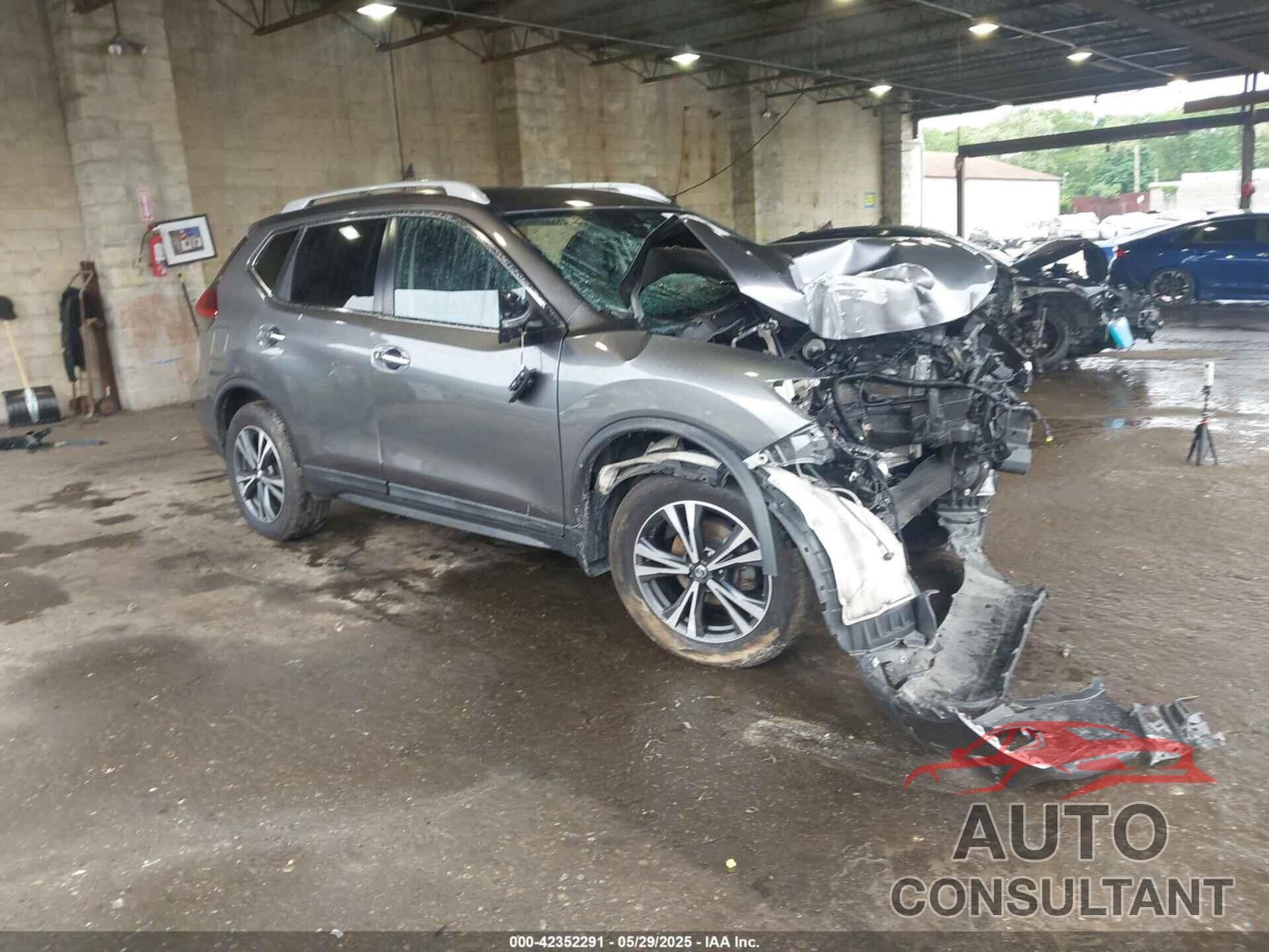 NISSAN ROGUE 2019 - 5N1AT2MV8KC839162