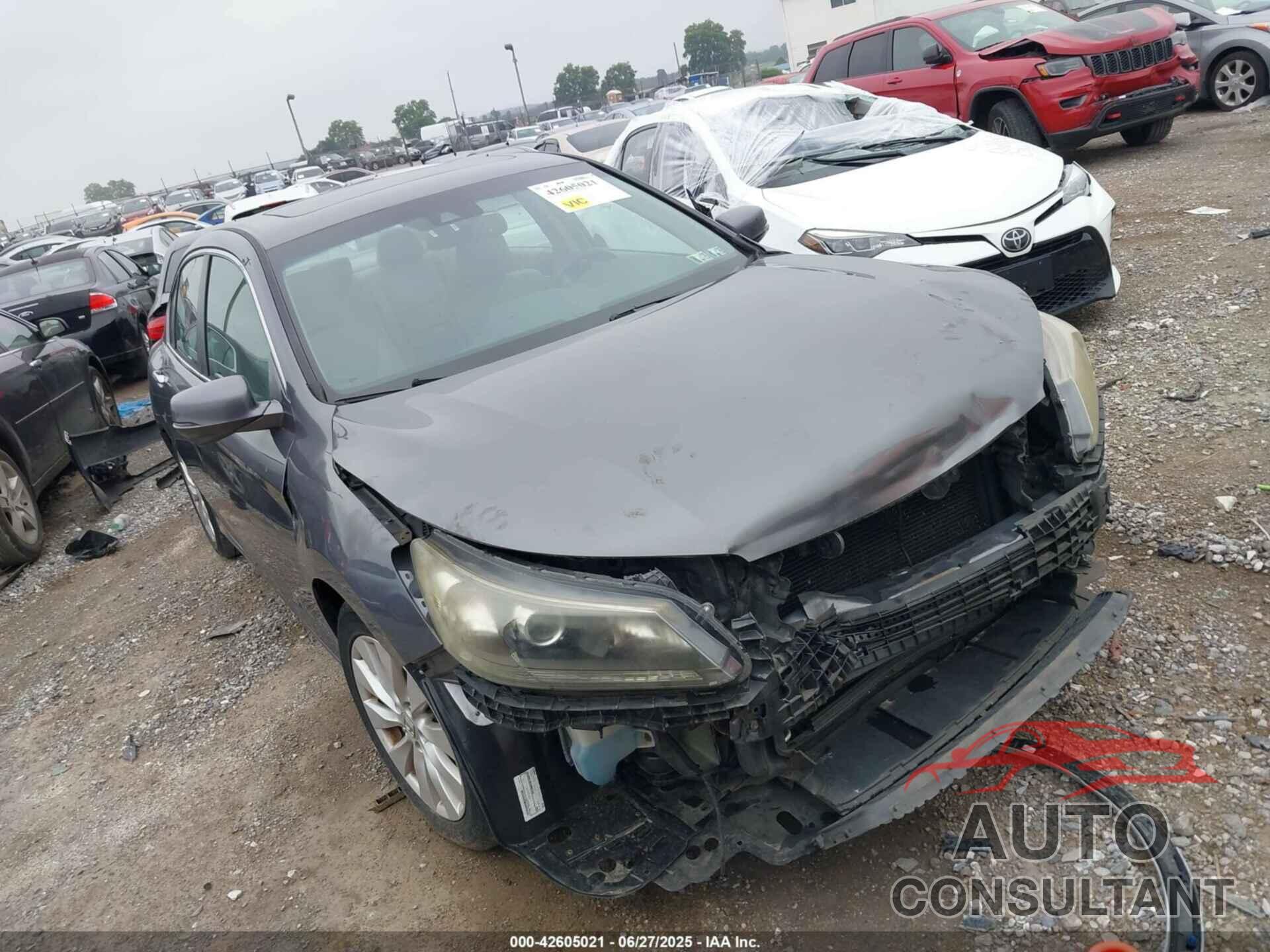HONDA ACCORD 2013 - 1HGCR2F83DA077233