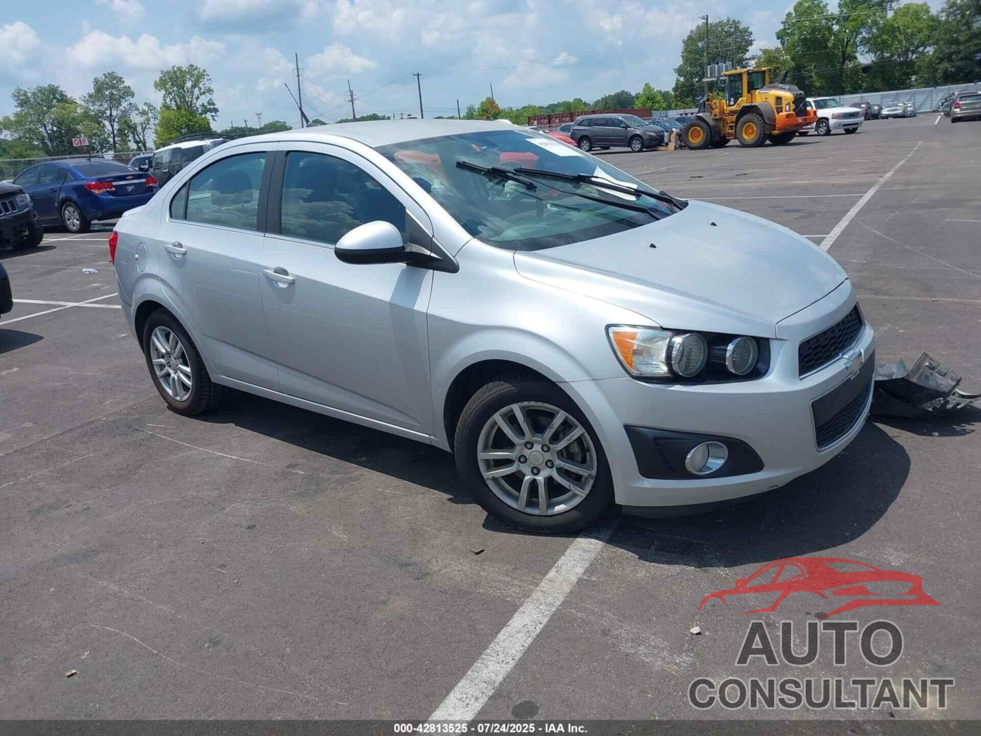 CHEVROLET SONIC 2014 - 1G1JC5SH5E4187997