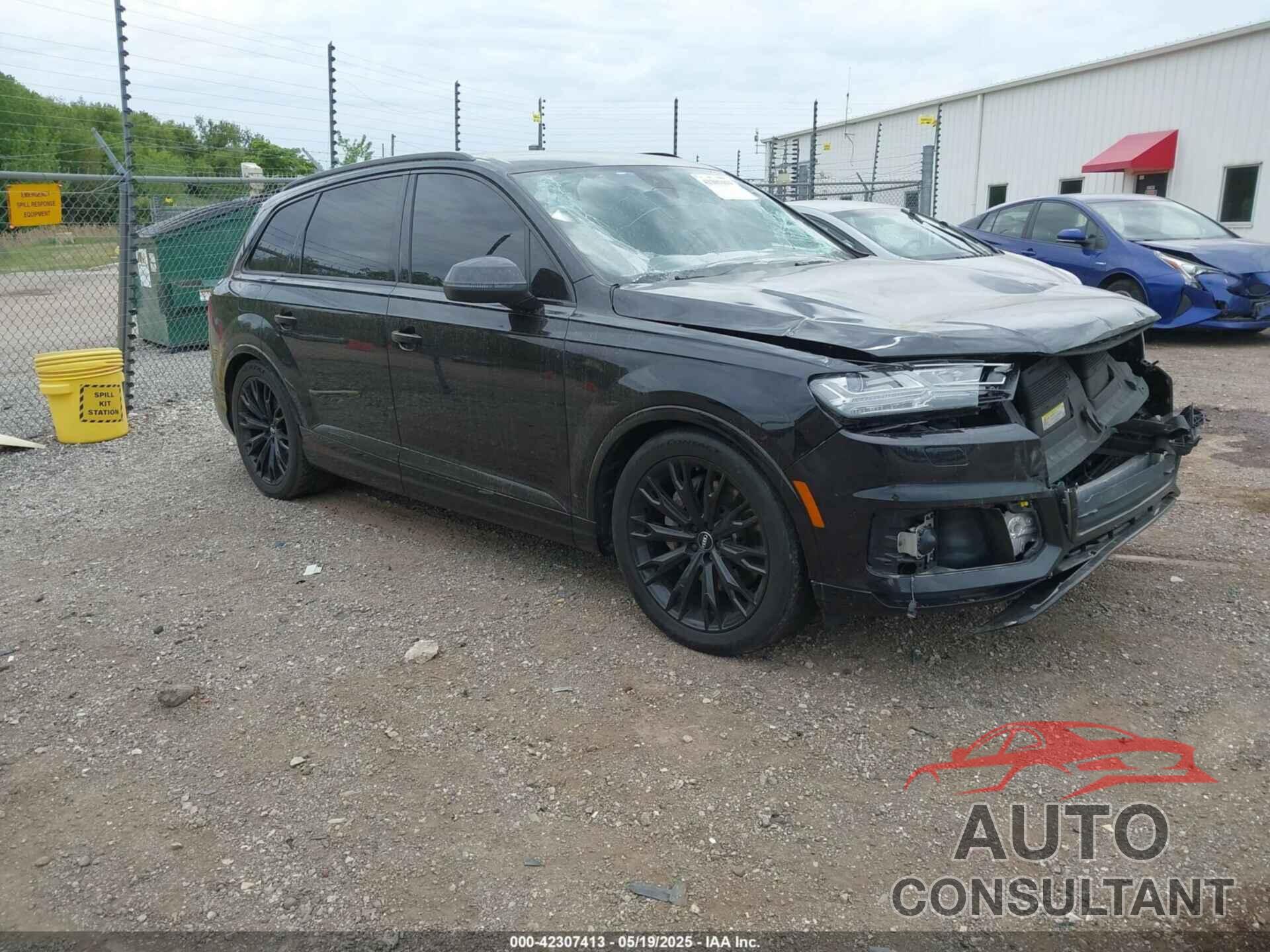AUDI Q7 2018 - WA1VAAF79JD049196