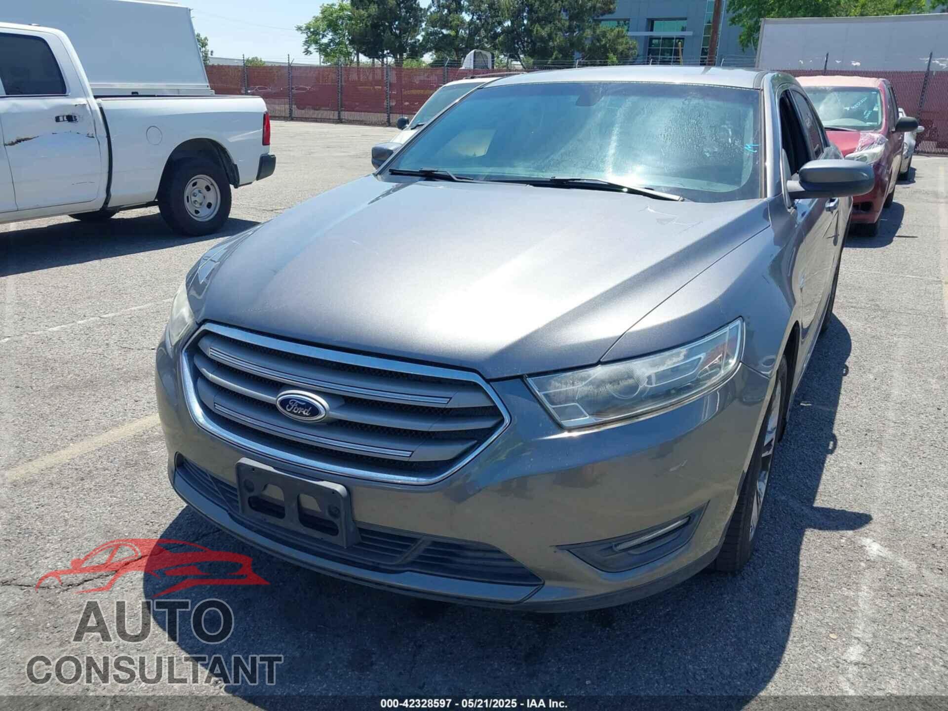 FORD TAURUS 2013 - 1FAHP2E88DG178170