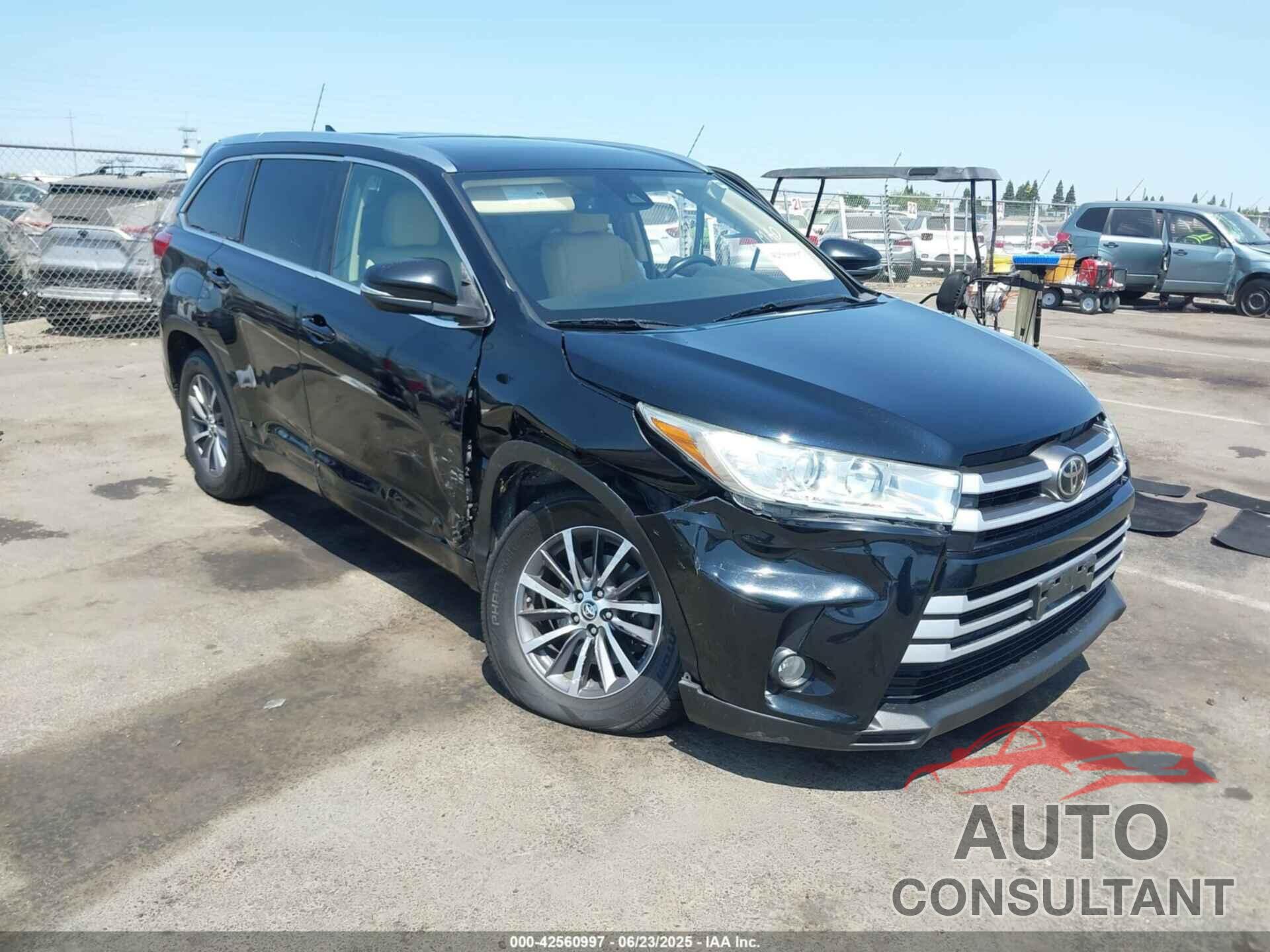 TOYOTA HIGHLANDER 2017 - 5TDKZRFH6HS522186