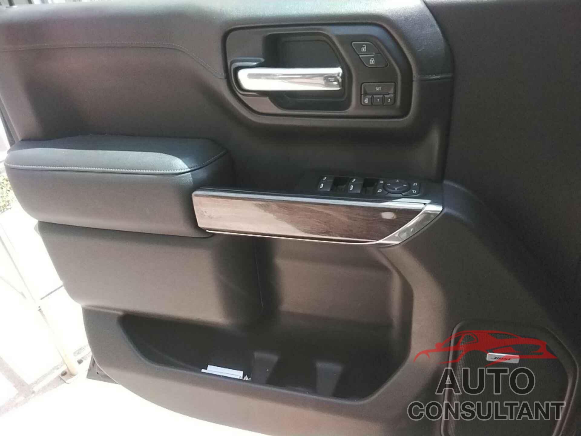 CHEVROLET SILVERADO 1500 2019 - 3GCUYGED9KG263956