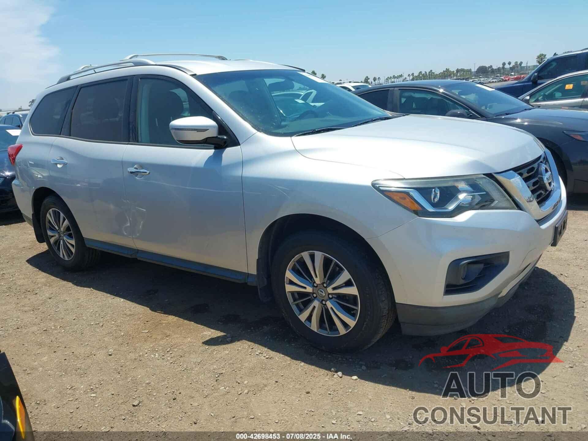NISSAN PATHFINDER 2017 - 5N1DR2MN0HC627814