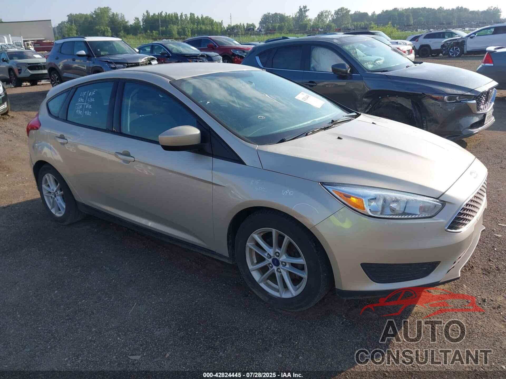 FORD FOCUS 2018 - 1FADP3K28JL228833