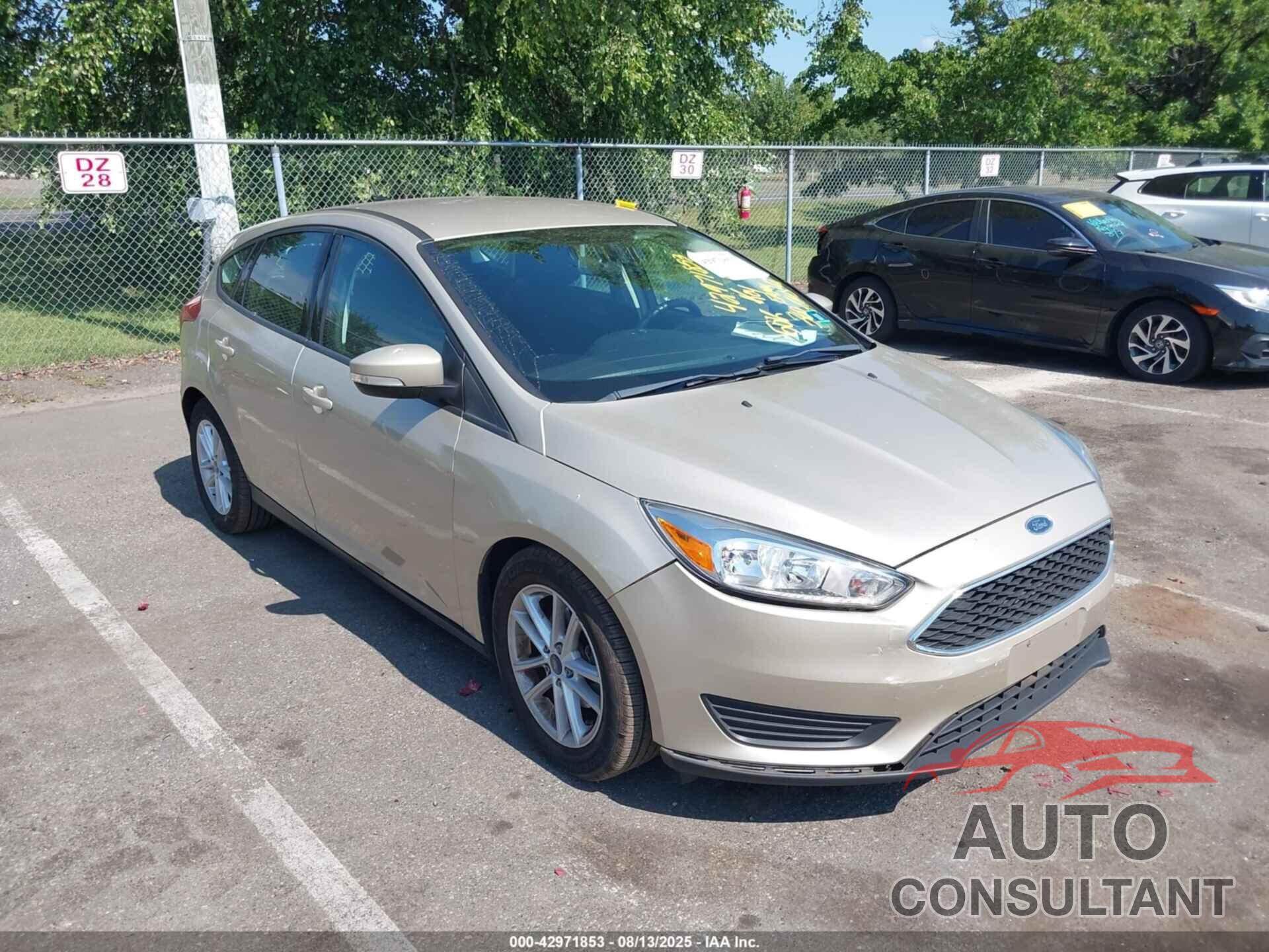 FORD FOCUS 2018 - 1FADP3K21JL298173