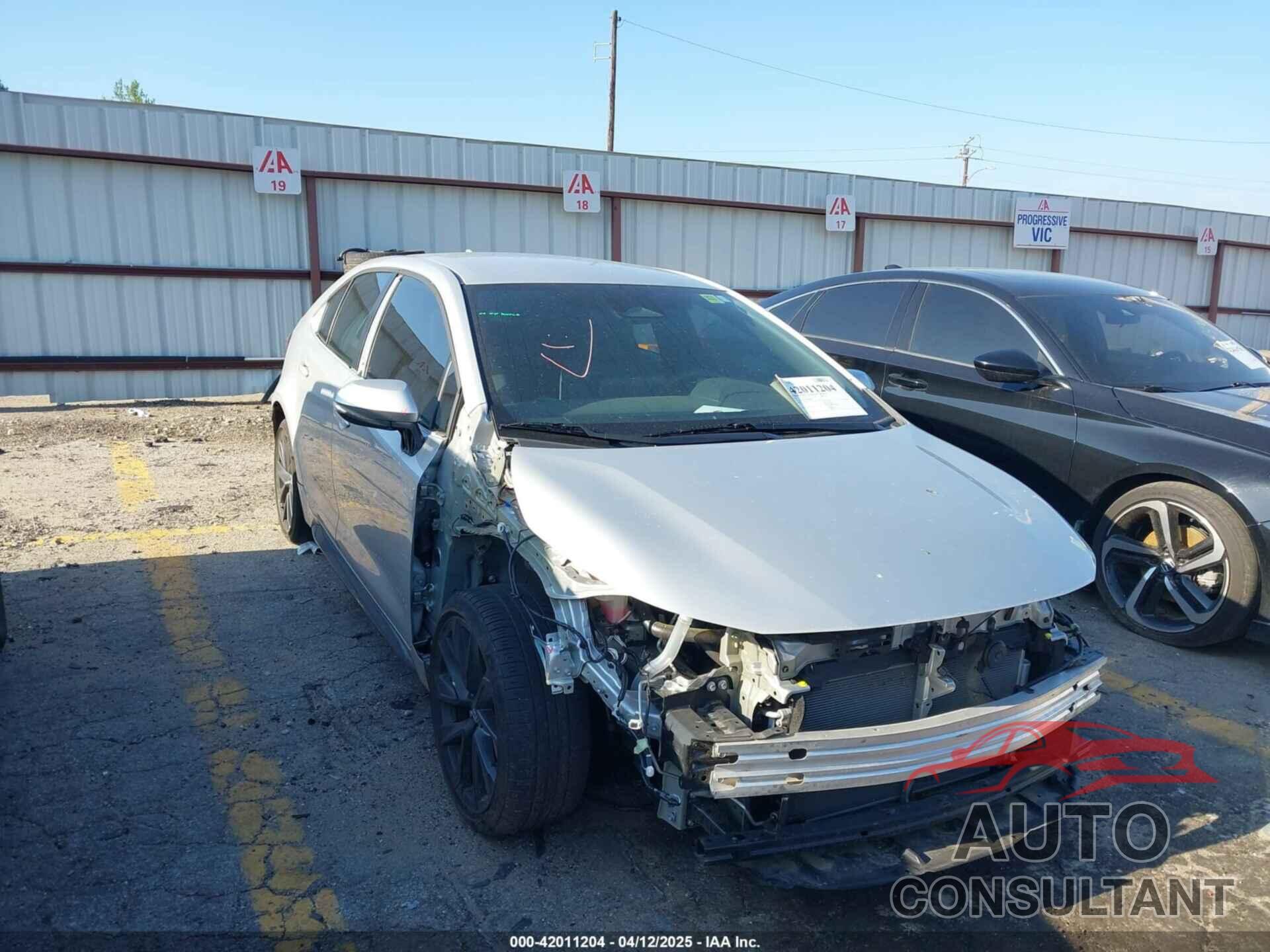 TOYOTA COROLLA 2023 - 5YFS4MCE2PP165964