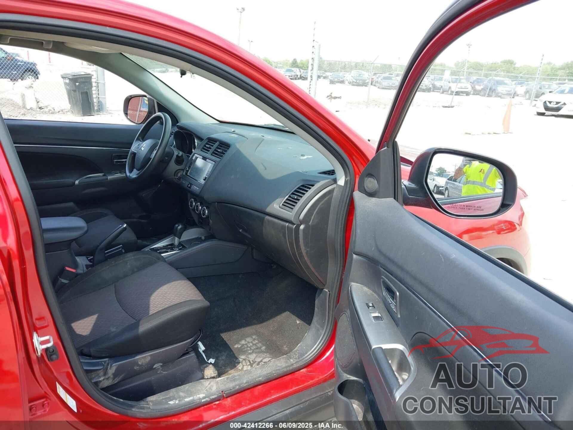 MITSUBISHI OUTLANDER SPORT 2019 - JA4AP3AU6KU032377